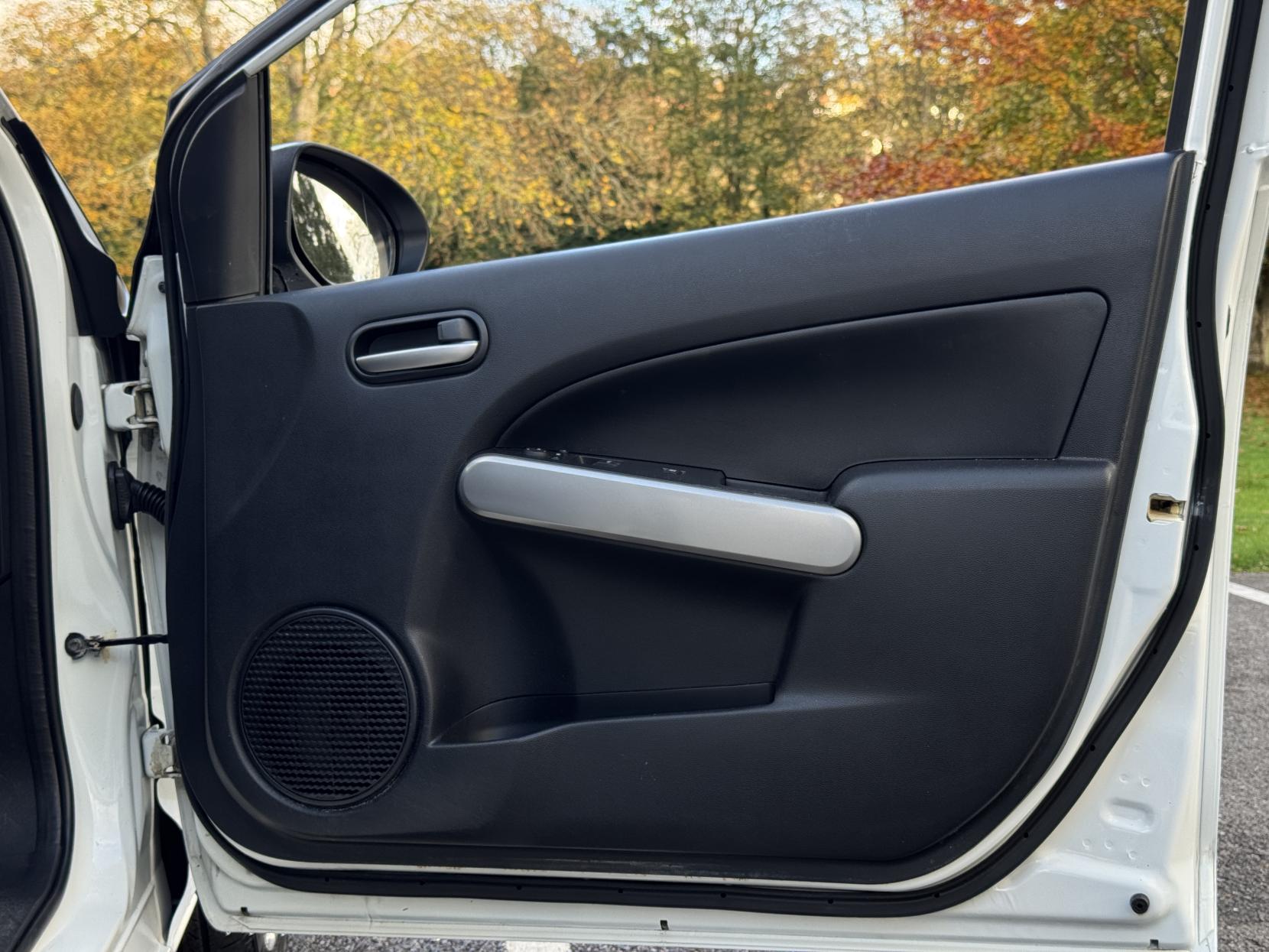 Mazda Mazda2 1.5 TS2 Hatchback 5dr Petrol Auto Euro 5 (102 ps)