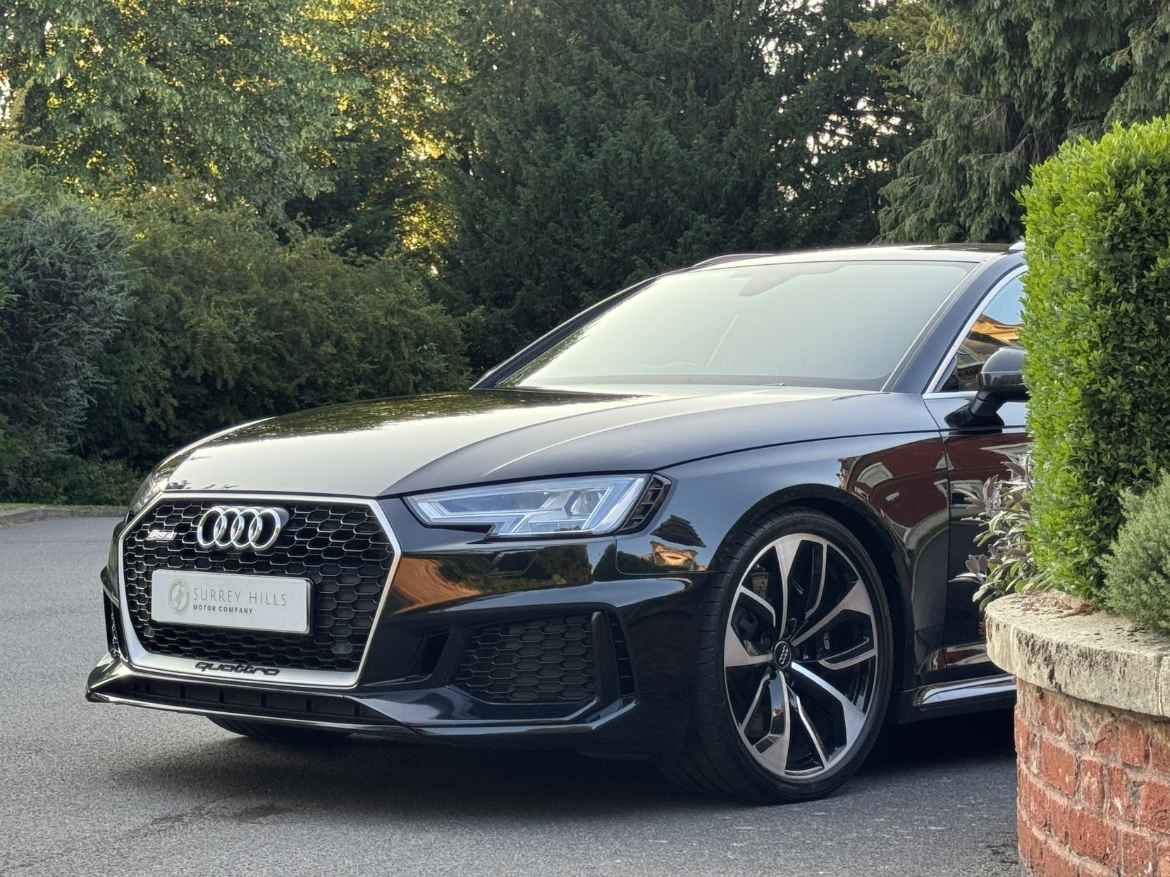 Audi RS4 Avant 2.9 TFSI V6 Estate 5dr Petrol Tiptronic quattro Euro 6 (s/s) (450 ps)