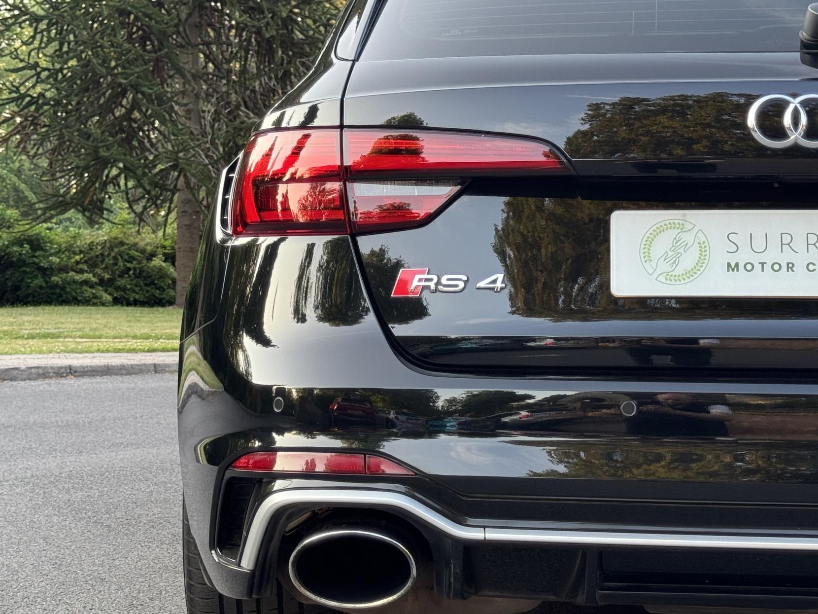 Audi RS4 Avant 2.9 TFSI V6 Estate 5dr Petrol Tiptronic quattro Euro 6 (s/s) (450 ps)
