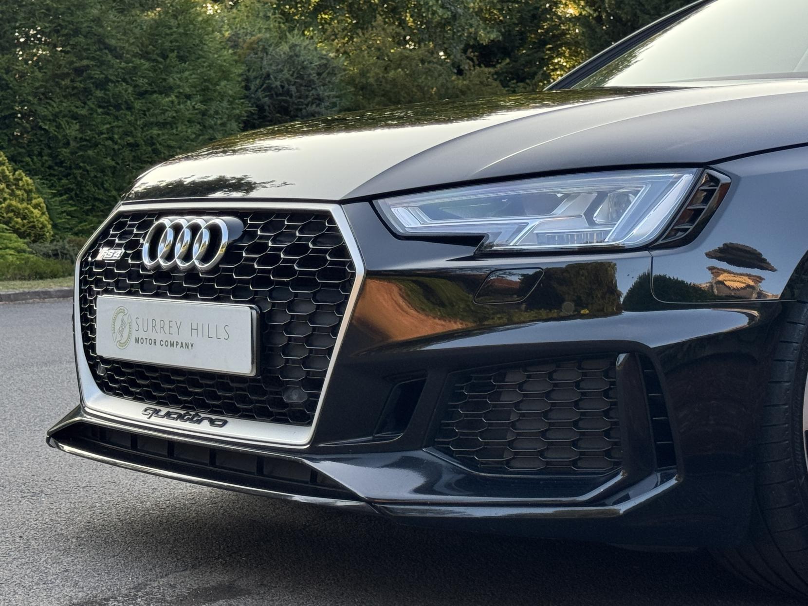 Audi RS4 Avant 2.9 TFSI V6 Estate 5dr Petrol Tiptronic quattro Euro 6 (s/s) (450 ps)