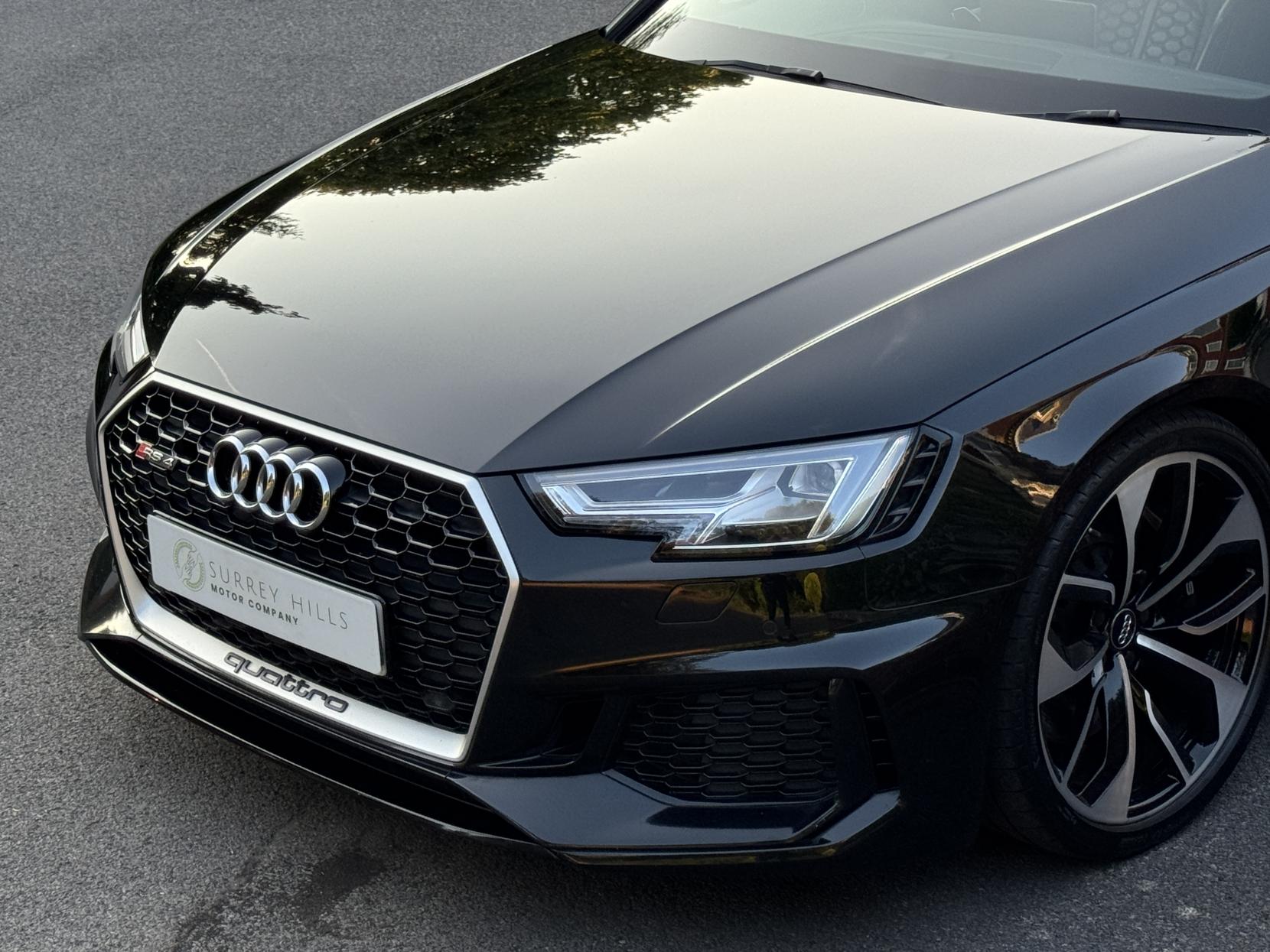 Audi RS4 Avant 2.9 TFSI V6 Estate 5dr Petrol Tiptronic quattro Euro 6 (s/s) (450 ps)