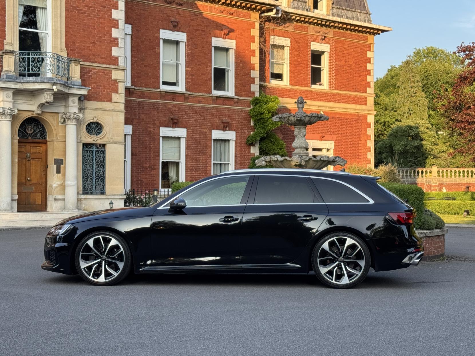 Audi RS4 Avant 2.9 TFSI V6 Estate 5dr Petrol Tiptronic quattro Euro 6 (s/s) (450 ps)