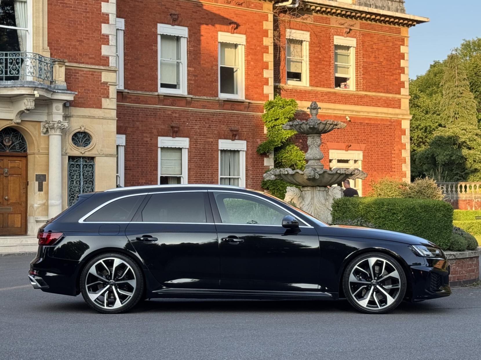 Audi RS4 Avant 2.9 TFSI V6 Estate 5dr Petrol Tiptronic quattro Euro 6 (s/s) (450 ps)