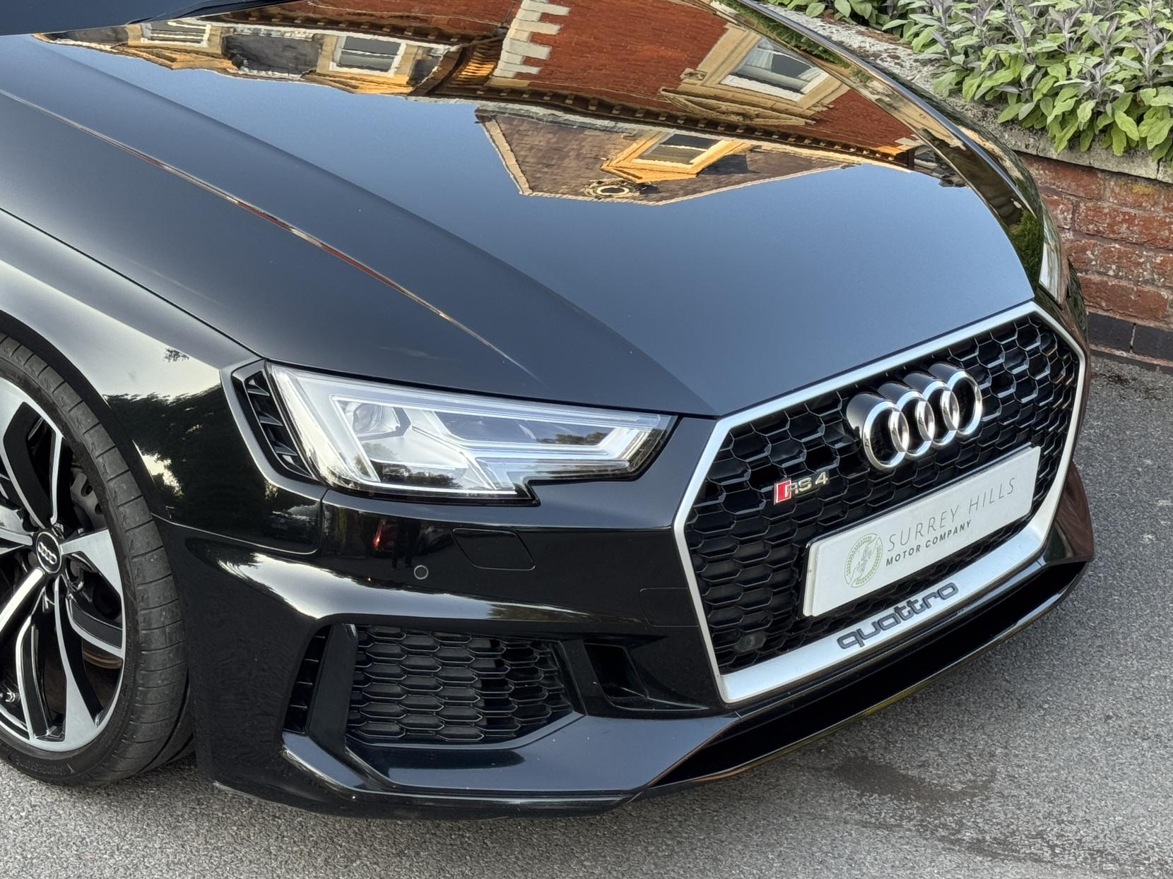 Audi RS4 Avant 2.9 TFSI V6 Estate 5dr Petrol Tiptronic quattro Euro 6 (s/s) (450 ps)