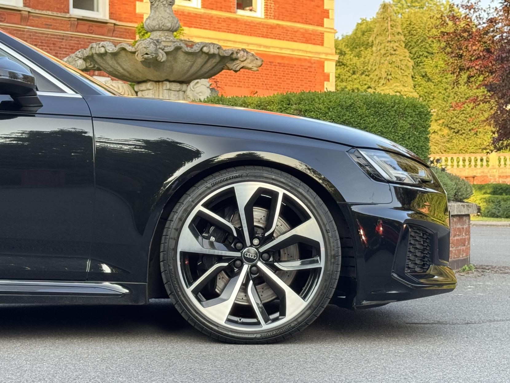 Audi RS4 Avant 2.9 TFSI V6 Estate 5dr Petrol Tiptronic quattro Euro 6 (s/s) (450 ps)