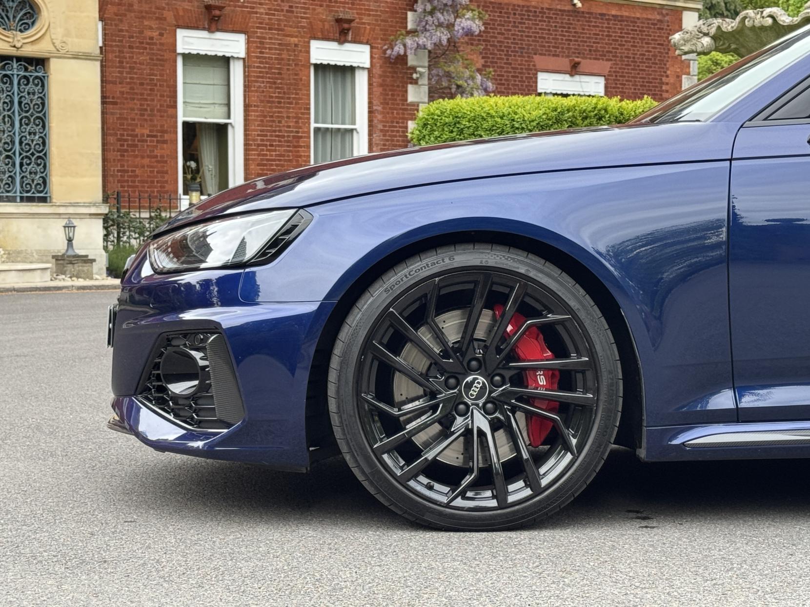 Audi RS4 Avant 2.9 TFSI V6 Carbon Black Estate 5dr Petrol Tiptronic quattro Euro 6 (s/s) (450 ps)