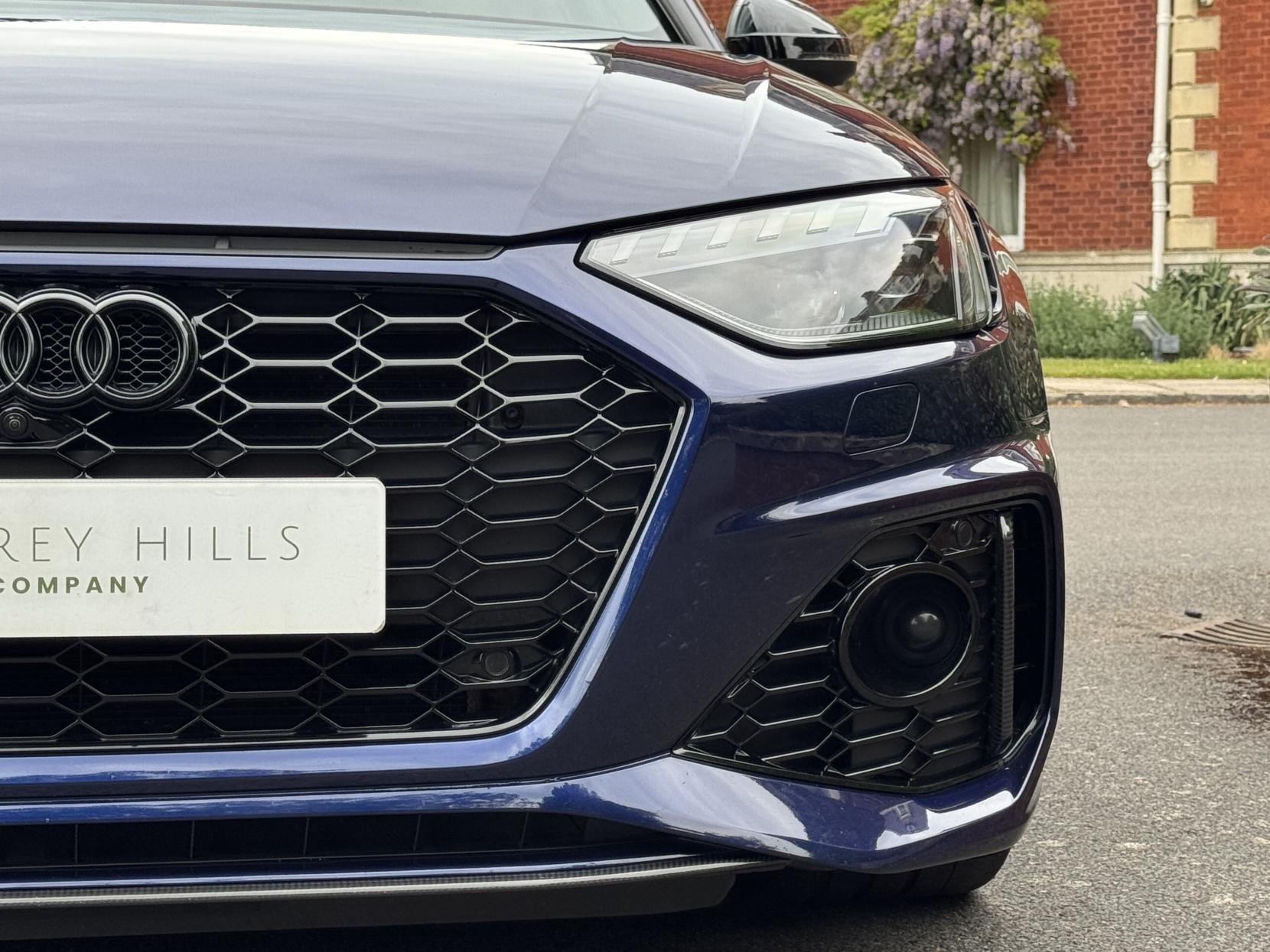 Audi RS4 Avant 2.9 TFSI V6 Carbon Black Estate 5dr Petrol Tiptronic quattro Euro 6 (s/s) (450 ps)