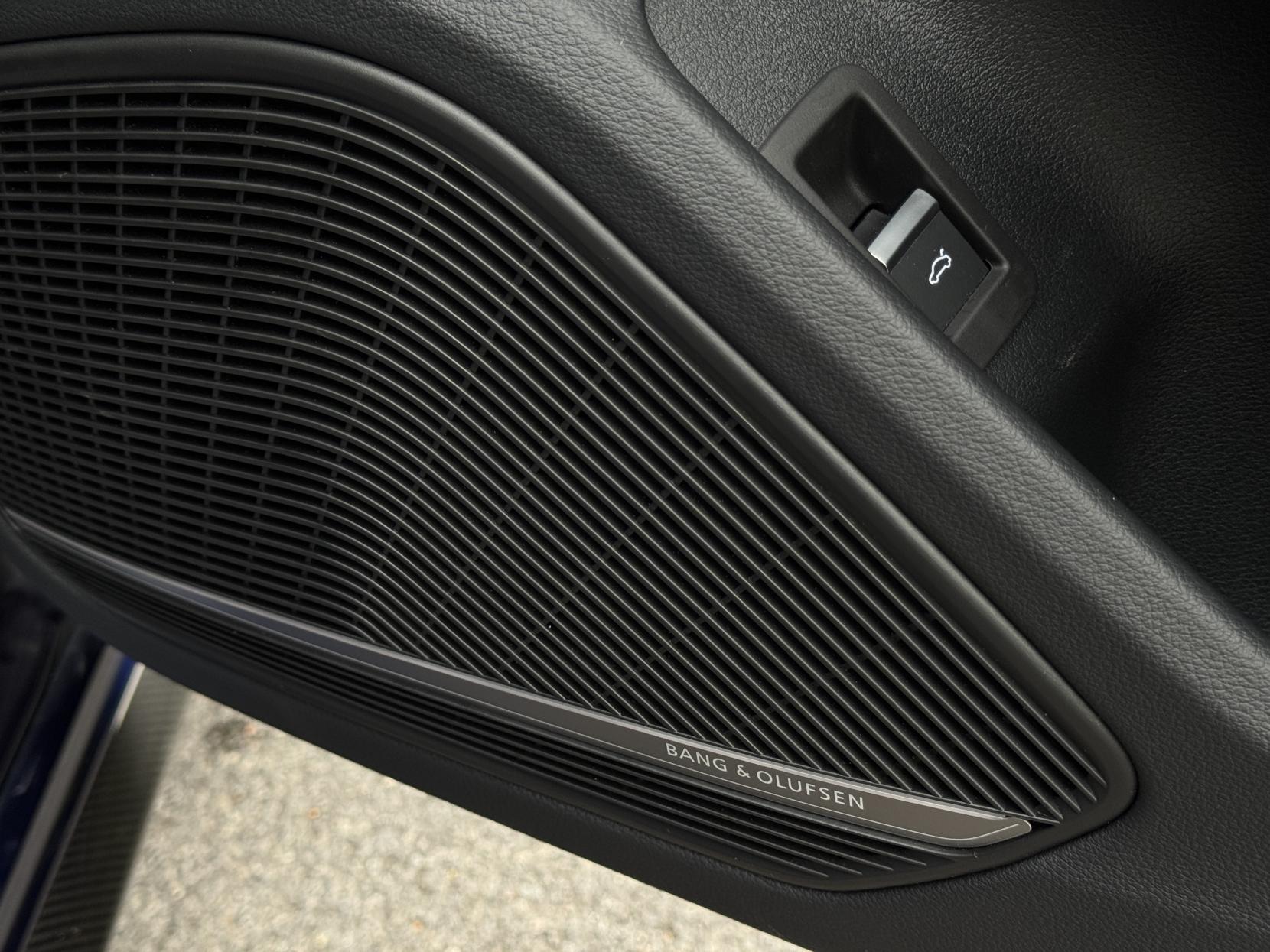 Audi RS4 Avant 2.9 TFSI V6 Carbon Black Estate 5dr Petrol Tiptronic quattro Euro 6 (s/s) (450 ps)