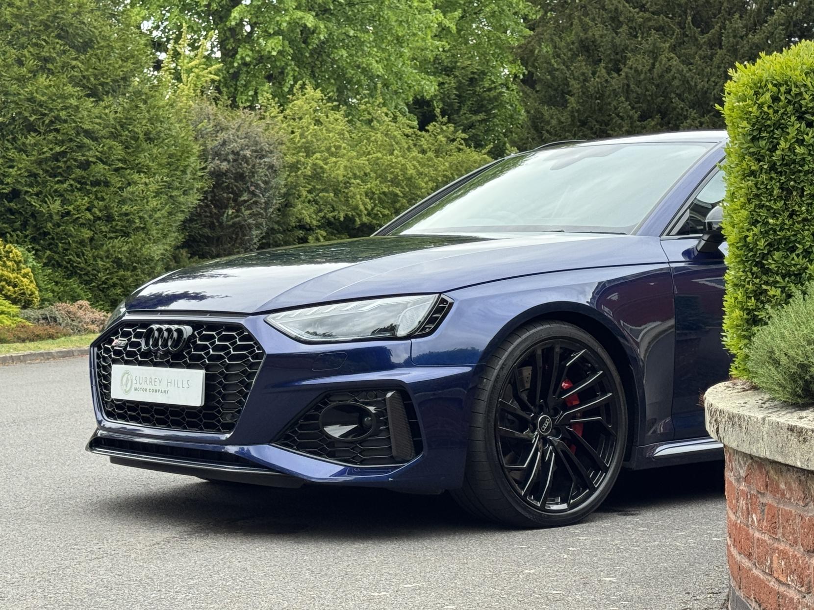 Audi RS4 Avant 2.9 TFSI V6 Carbon Black Estate 5dr Petrol Tiptronic quattro Euro 6 (s/s) (450 ps)