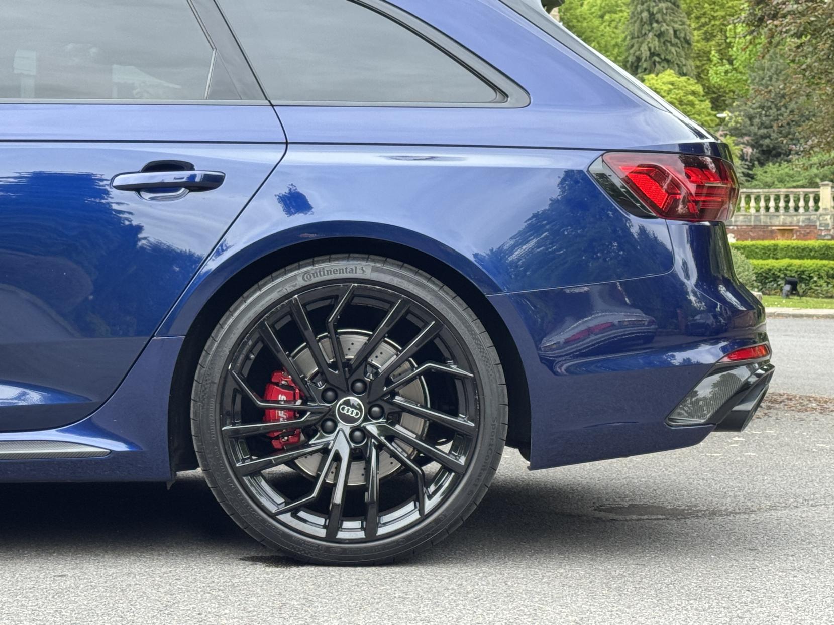 Audi RS4 Avant 2.9 TFSI V6 Carbon Black Estate 5dr Petrol Tiptronic quattro Euro 6 (s/s) (450 ps)