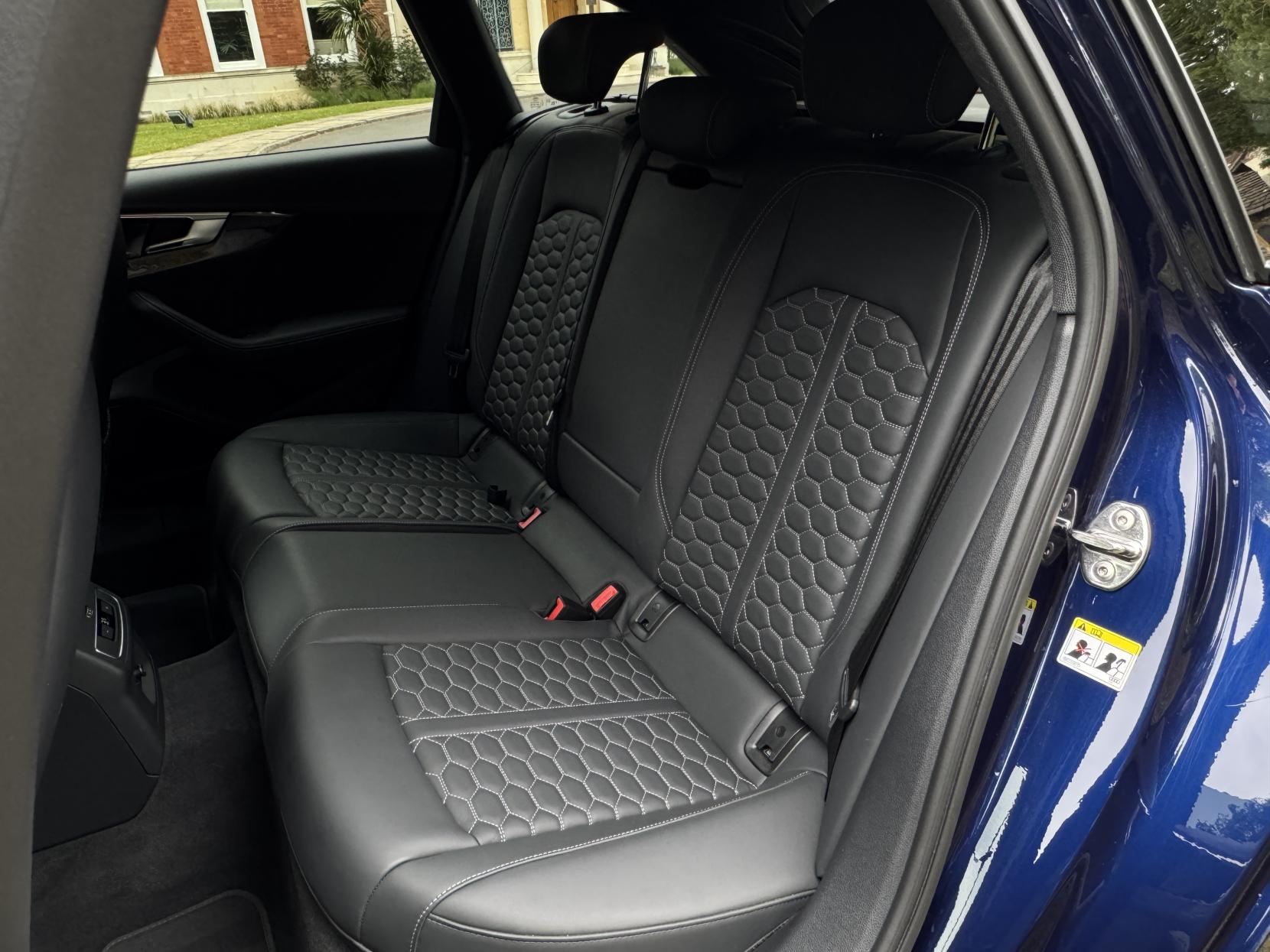 Audi RS4 Avant 2.9 TFSI V6 Carbon Black Estate 5dr Petrol Tiptronic quattro Euro 6 (s/s) (450 ps)