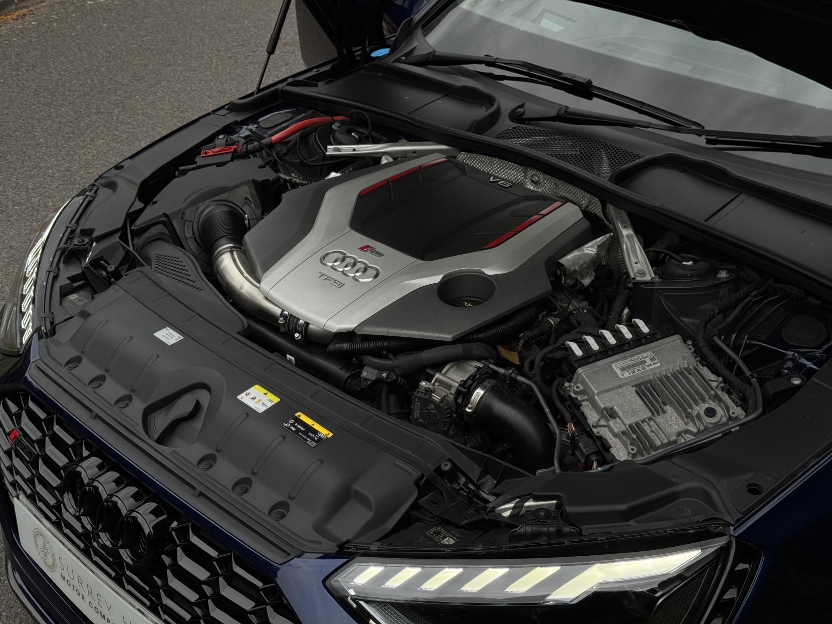 Audi RS4 Avant 2.9 TFSI V6 Carbon Black Estate 5dr Petrol Tiptronic quattro Euro 6 (s/s) (450 ps)