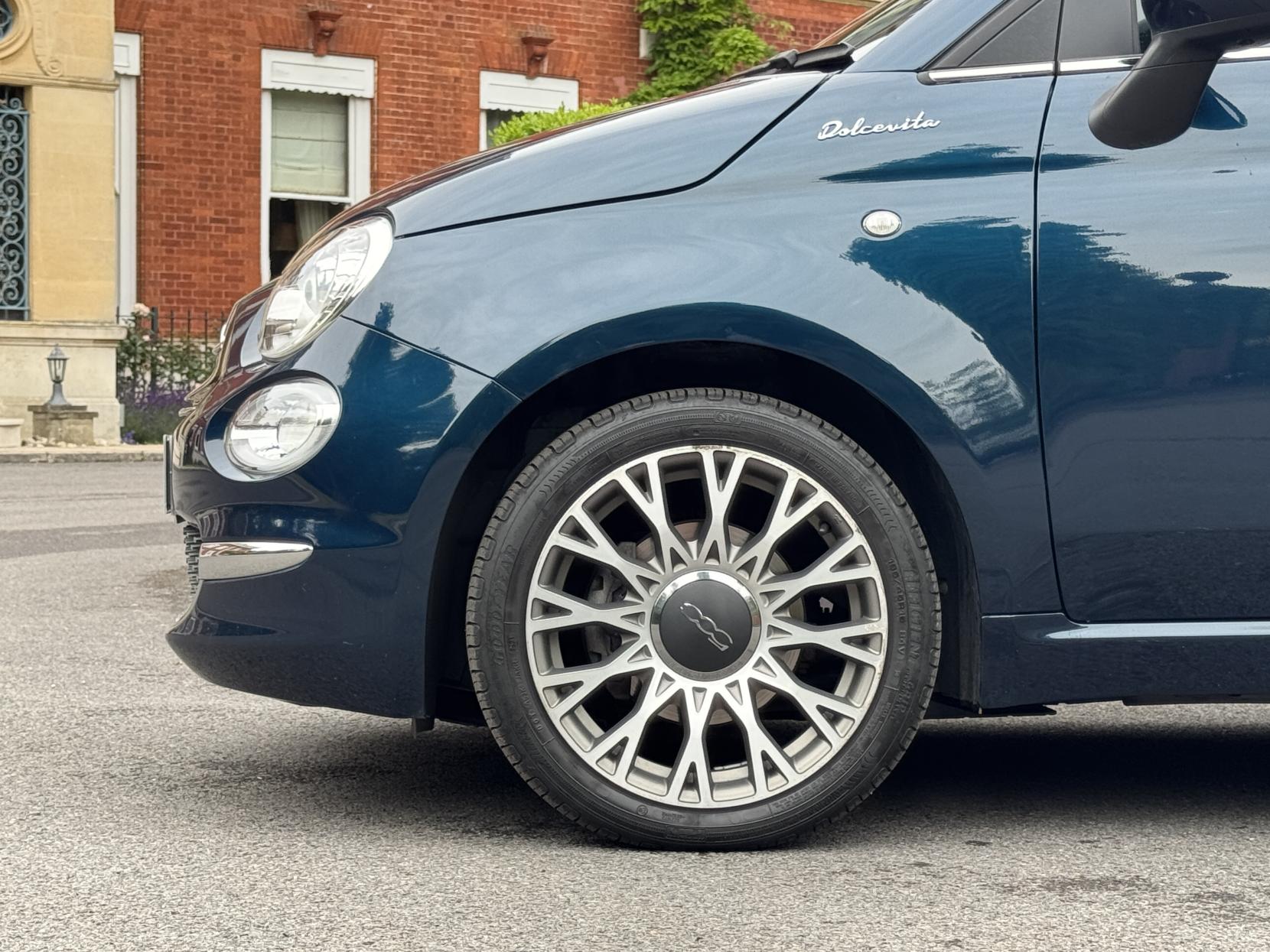Fiat 500 1.0 MHEV Dolcevita Hatchback 3dr Petrol Manual Euro 6 (s/s) (70 bhp)