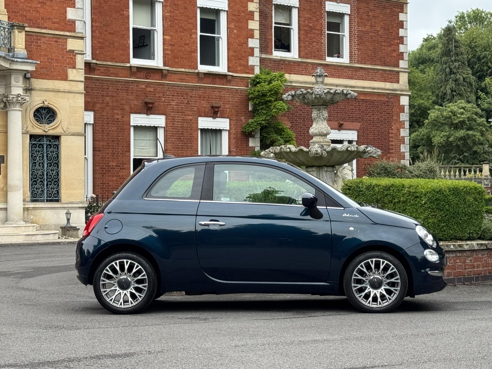 Fiat 500 1.0 MHEV Dolcevita Hatchback 3dr Petrol Manual Euro 6 (s/s) (70 bhp)