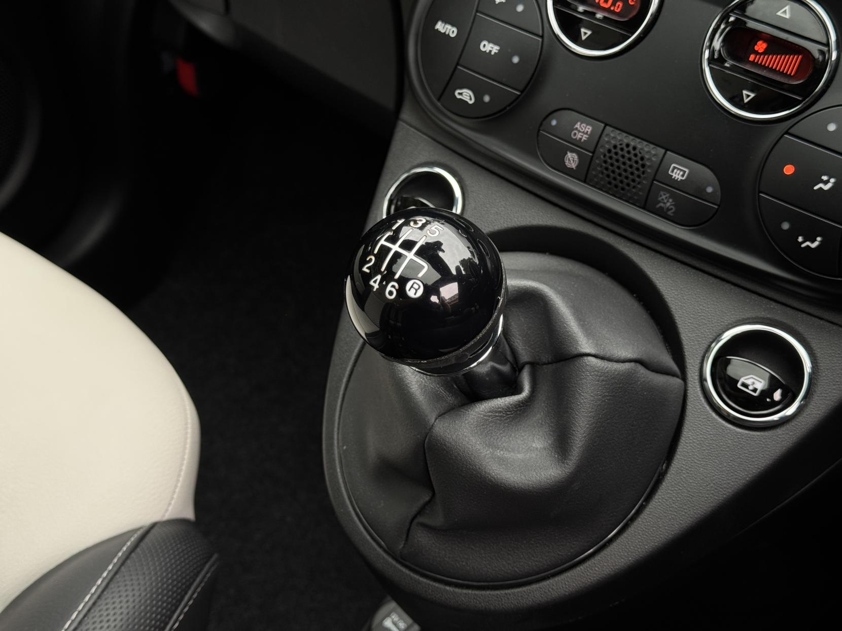 Fiat 500 1.0 MHEV Dolcevita Hatchback 3dr Petrol Manual Euro 6 (s/s) (70 bhp)