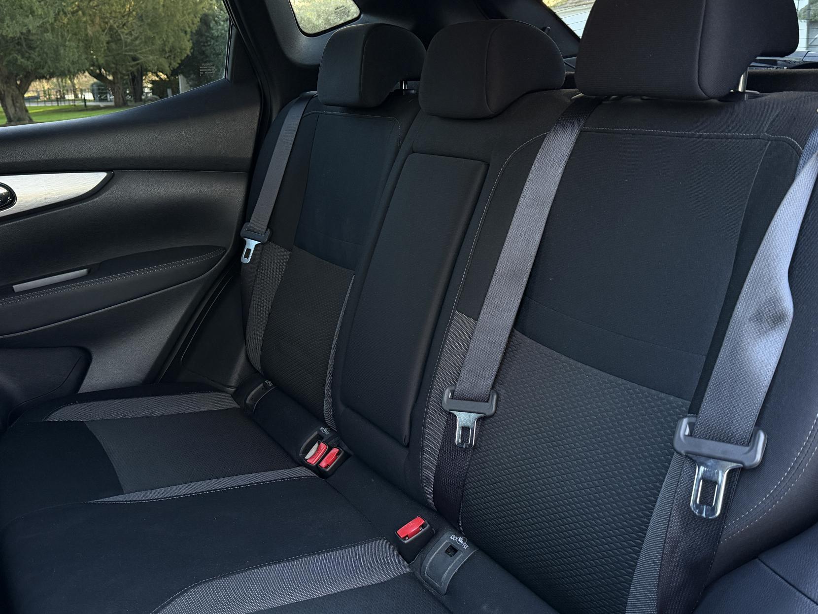 Nissan Qashqai 1.3 DIG-T N-Connecta SUV 5dr Petrol DCT Auto Euro 6 (s/s) (160 ps)