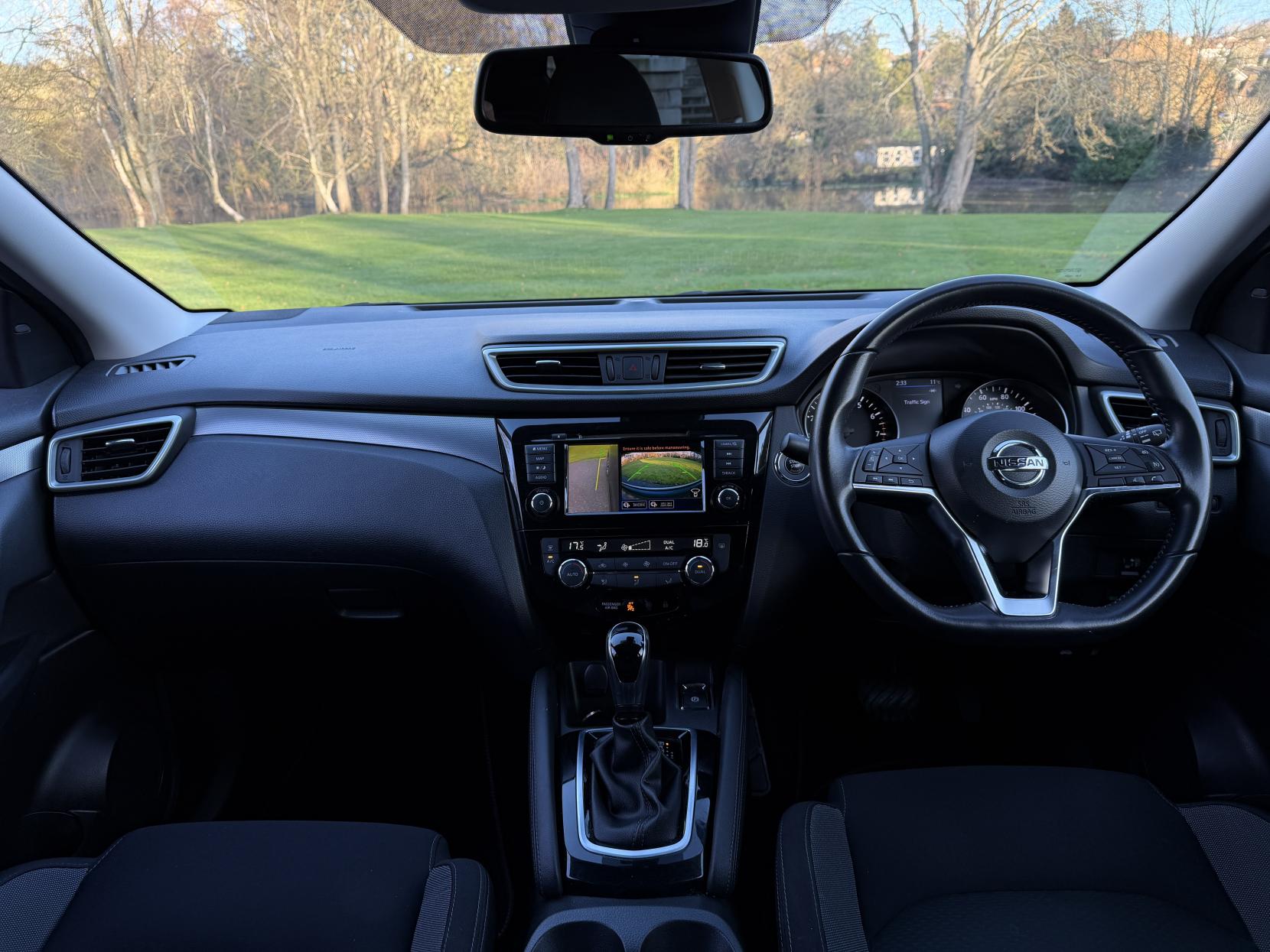 Nissan Qashqai 1.3 DIG-T N-Connecta SUV 5dr Petrol DCT Auto Euro 6 (s/s) (160 ps)