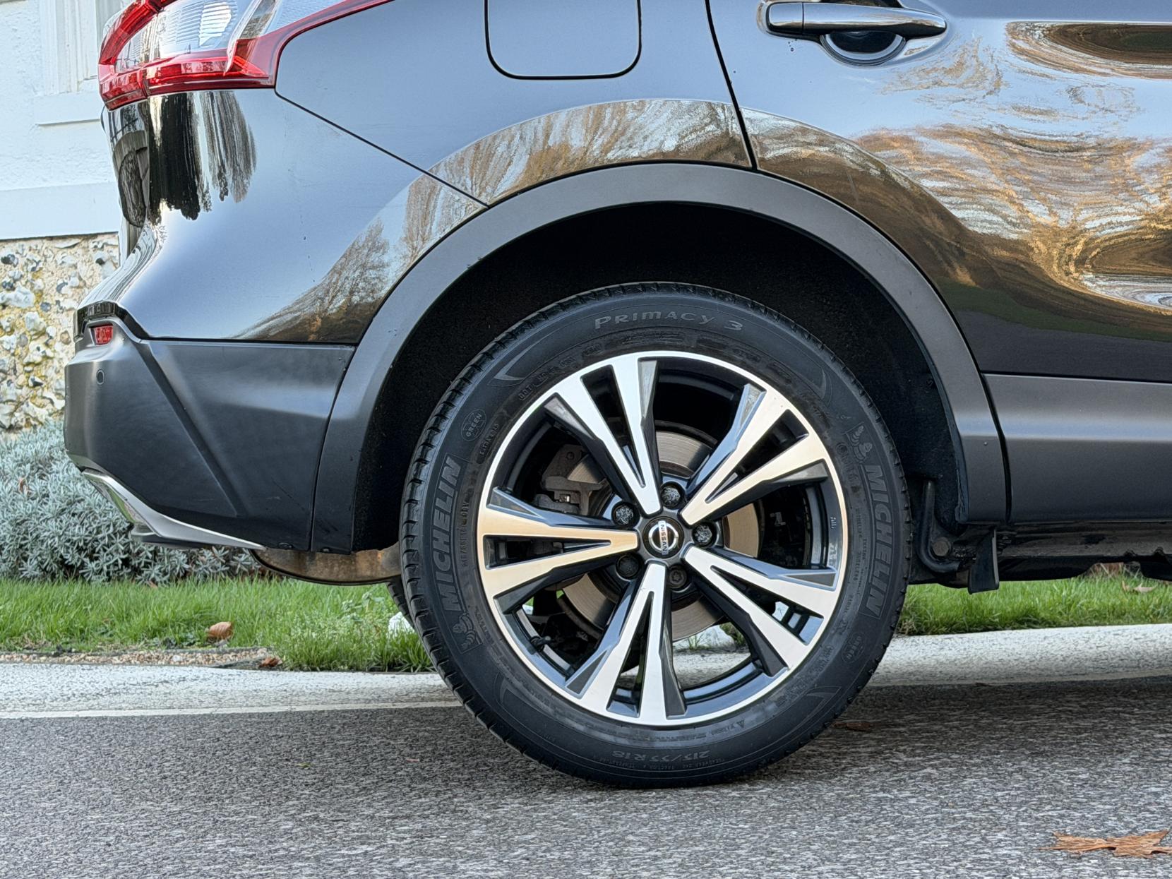 Nissan Qashqai 1.3 DIG-T N-Connecta SUV 5dr Petrol DCT Auto Euro 6 (s/s) (160 ps)