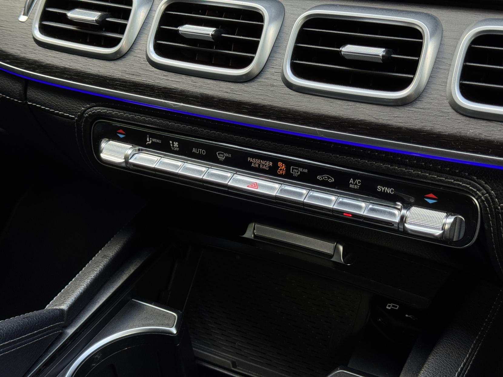 Mercedes-Benz GLE 2.9 GLE350d AMG Line (Premium) SUV 5dr Diesel G-Tronic 4MATIC Euro 6 (s/s) (7 Seat) (272 ps)