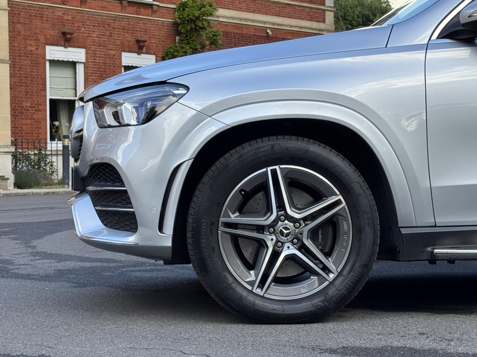 Mercedes-Benz GLE 2.9 GLE350d AMG Line (Premium) SUV 5dr Diesel G-Tronic 4MATIC Euro 6 (s/s) (7 Seat) (272 ps)