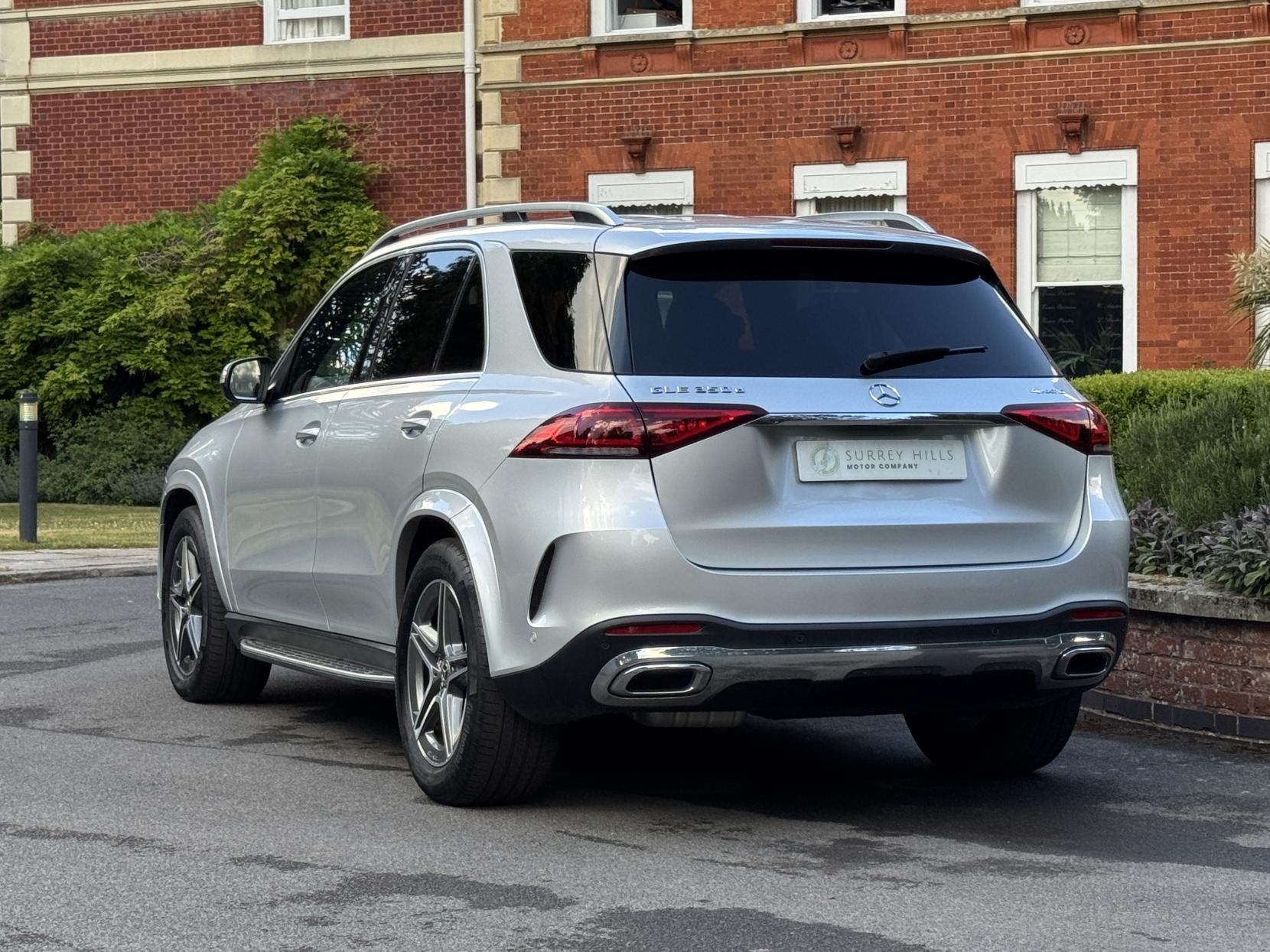 Mercedes-Benz GLE 2.9 GLE350d AMG Line (Premium) SUV 5dr Diesel G-Tronic 4MATIC Euro 6 (s/s) (7 Seat) (272 ps)