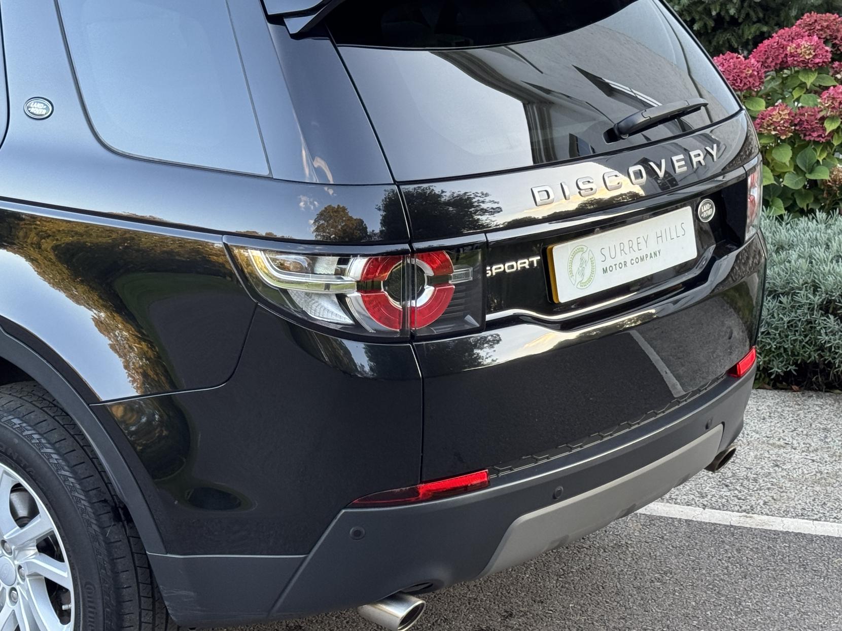 Land Rover Discovery Sport 2.0 Si4 SE Tech SUV 5dr Petrol Auto 4WD Euro 6 (s/s) (240 ps)
