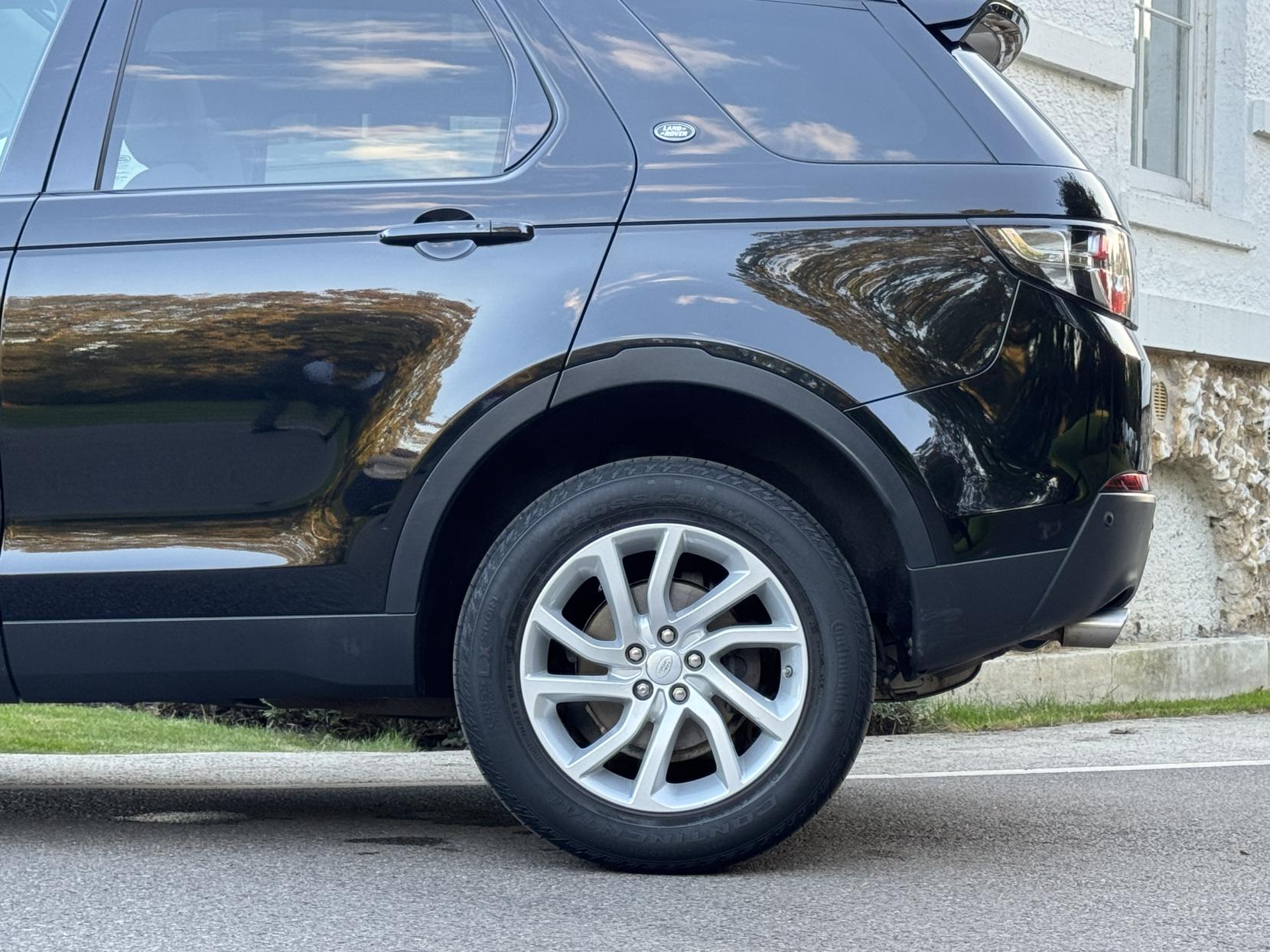 Land Rover Discovery Sport 2.0 Si4 SE Tech SUV 5dr Petrol Auto 4WD Euro 6 (s/s) (240 ps)