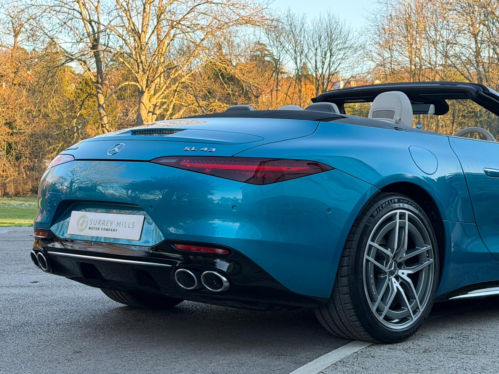 Mercedes-Benz SL 2.0 SL43 AMG Touring (Premium) Convertible 2dr Petrol SpdS MCT Euro 6 (s/s) (381 ps)