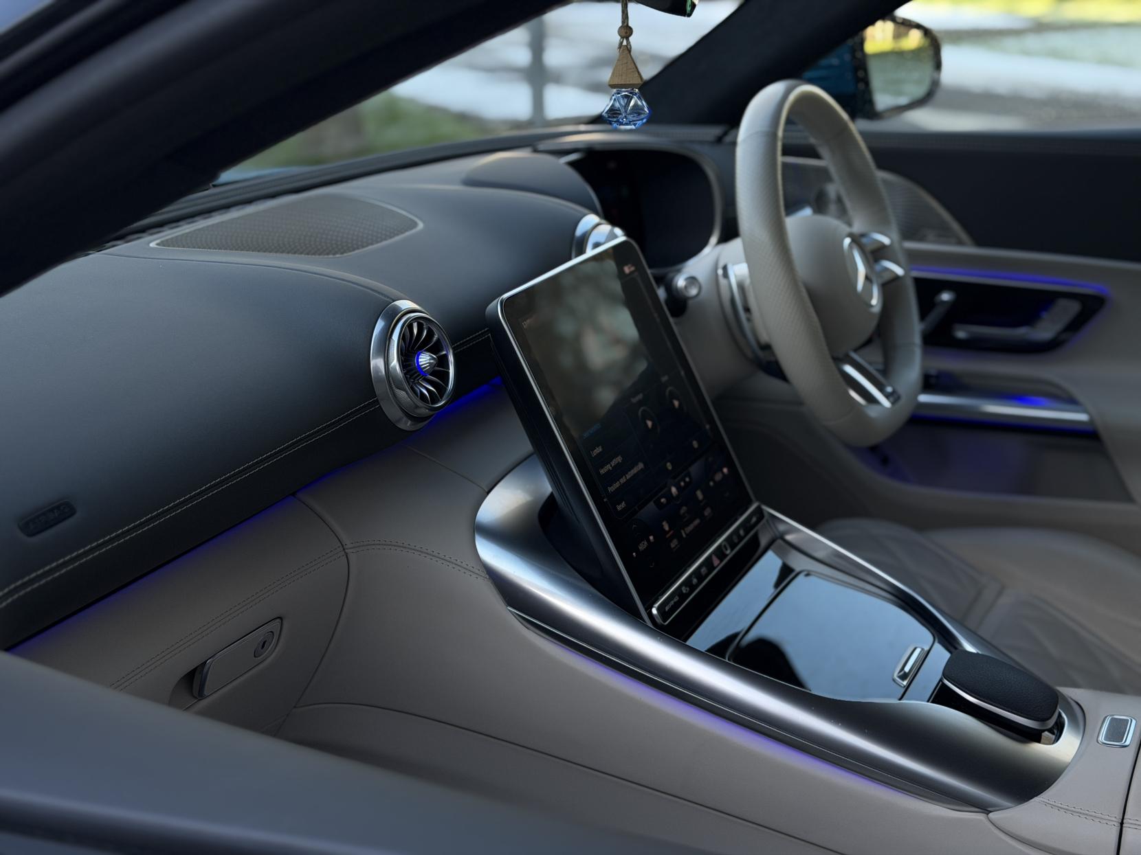 Mercedes-Benz SL 2.0 SL43 AMG Touring (Premium) Convertible 2dr Petrol SpdS MCT Euro 6 (s/s) (381 ps)