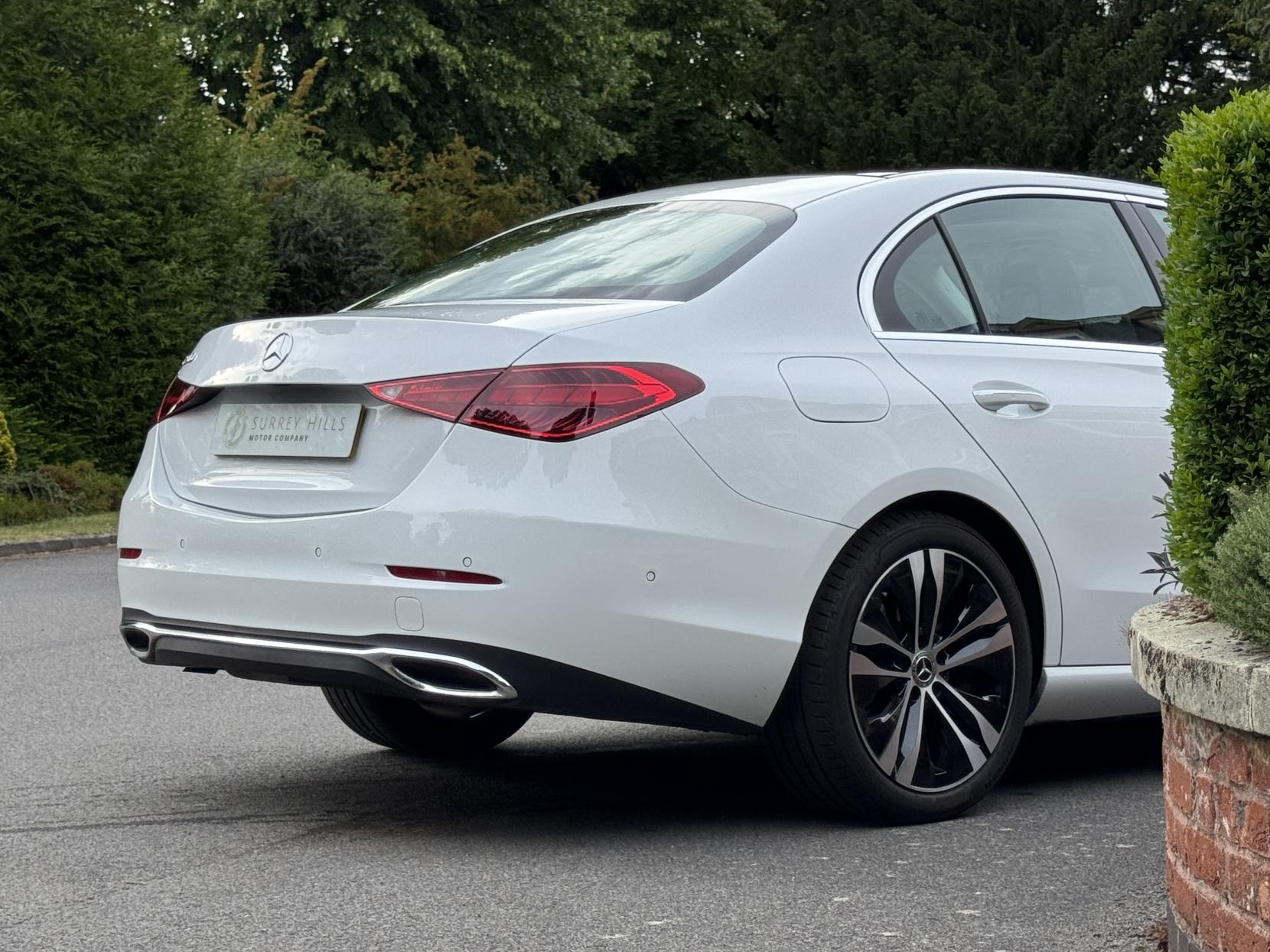 Mercedes-Benz C Class 1.5 C200 MHEV Exclusive Luxury Saloon 4dr Petrol Hybrid G-Tronic+ Euro 6 (s/s) (224 ps)