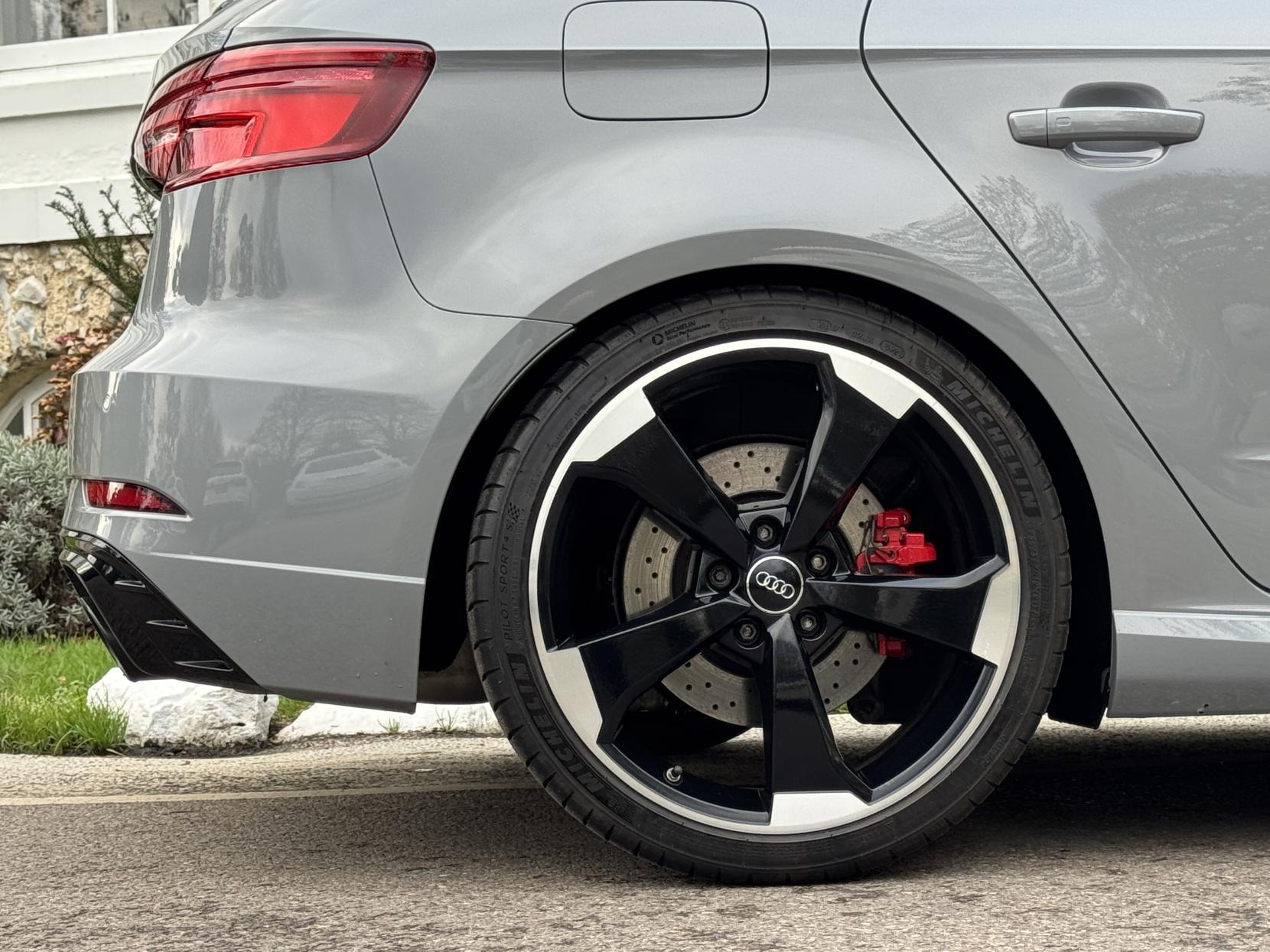 Audi RS3 2.5 TFSI Sportback 5dr Petrol S Tronic quattro Euro 6 (s/s) (400 ps)