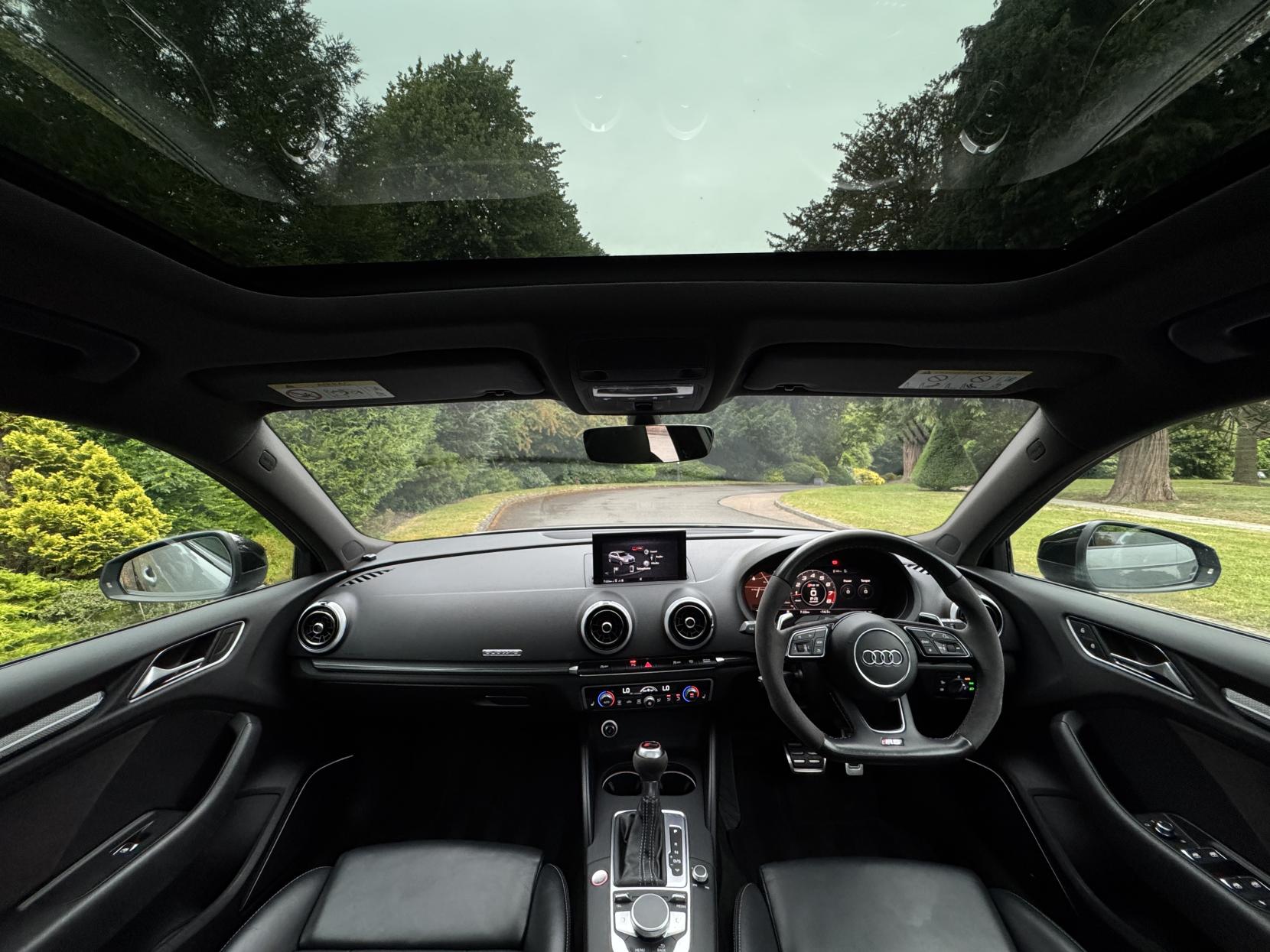 Audi RS3 2.5 TFSI Sportback 5dr Petrol S Tronic quattro Euro 6 (s/s) (400 ps)