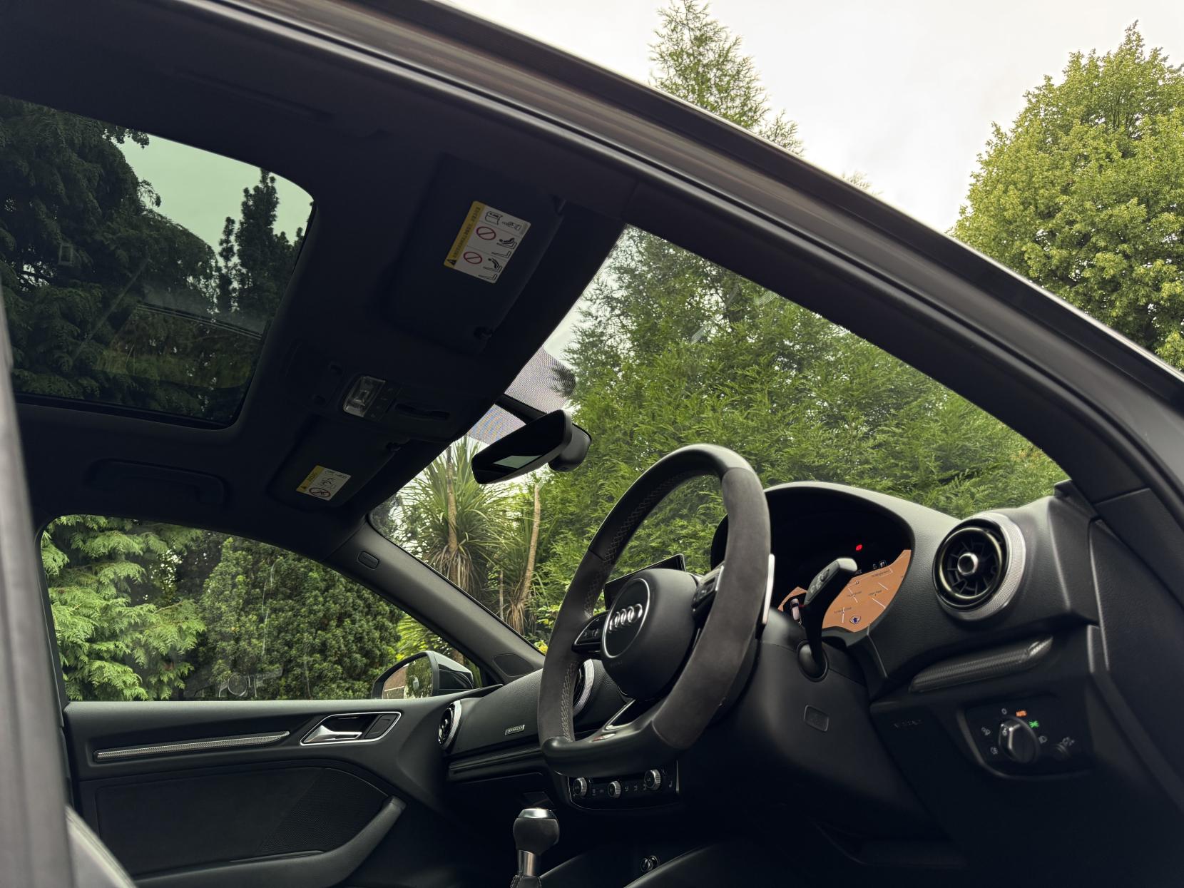 Audi RS3 2.5 TFSI Sportback 5dr Petrol S Tronic quattro Euro 6 (s/s) (400 ps)