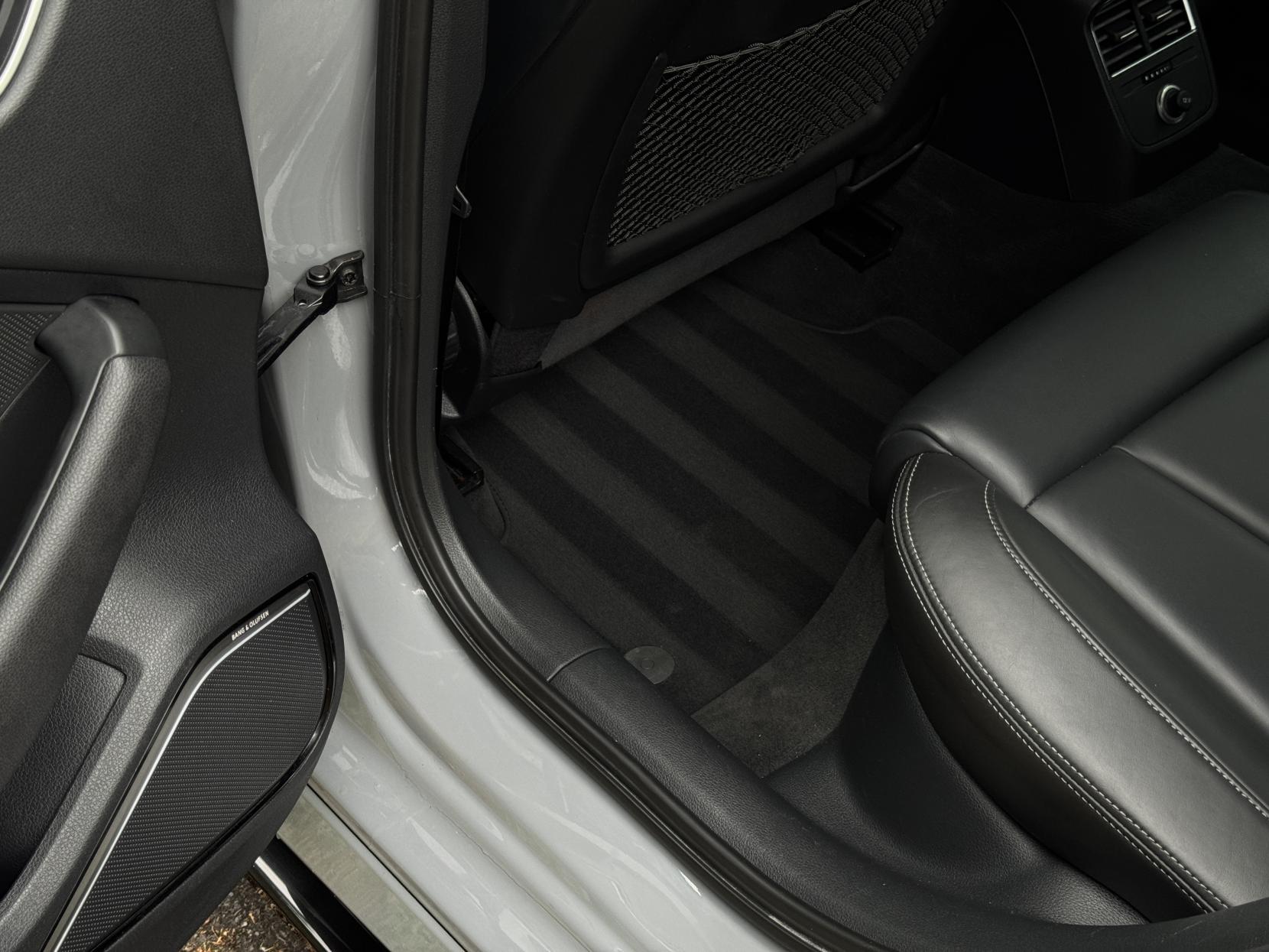 Audi RS3 2.5 TFSI Sportback 5dr Petrol S Tronic quattro Euro 6 (s/s) (400 ps)