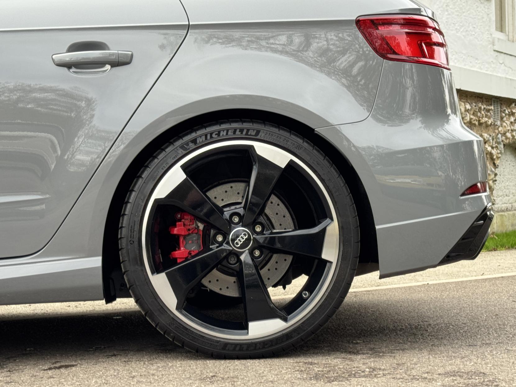 Audi RS3 2.5 TFSI Sportback 5dr Petrol S Tronic quattro Euro 6 (s/s) (400 ps)