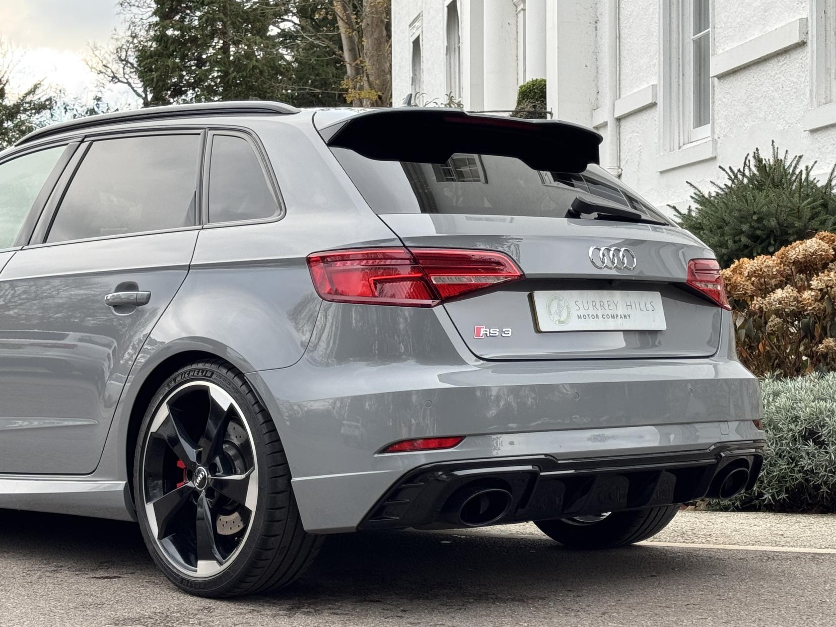Audi RS3 2.5 TFSI Sportback 5dr Petrol S Tronic quattro Euro 6 (s/s) (400 ps)