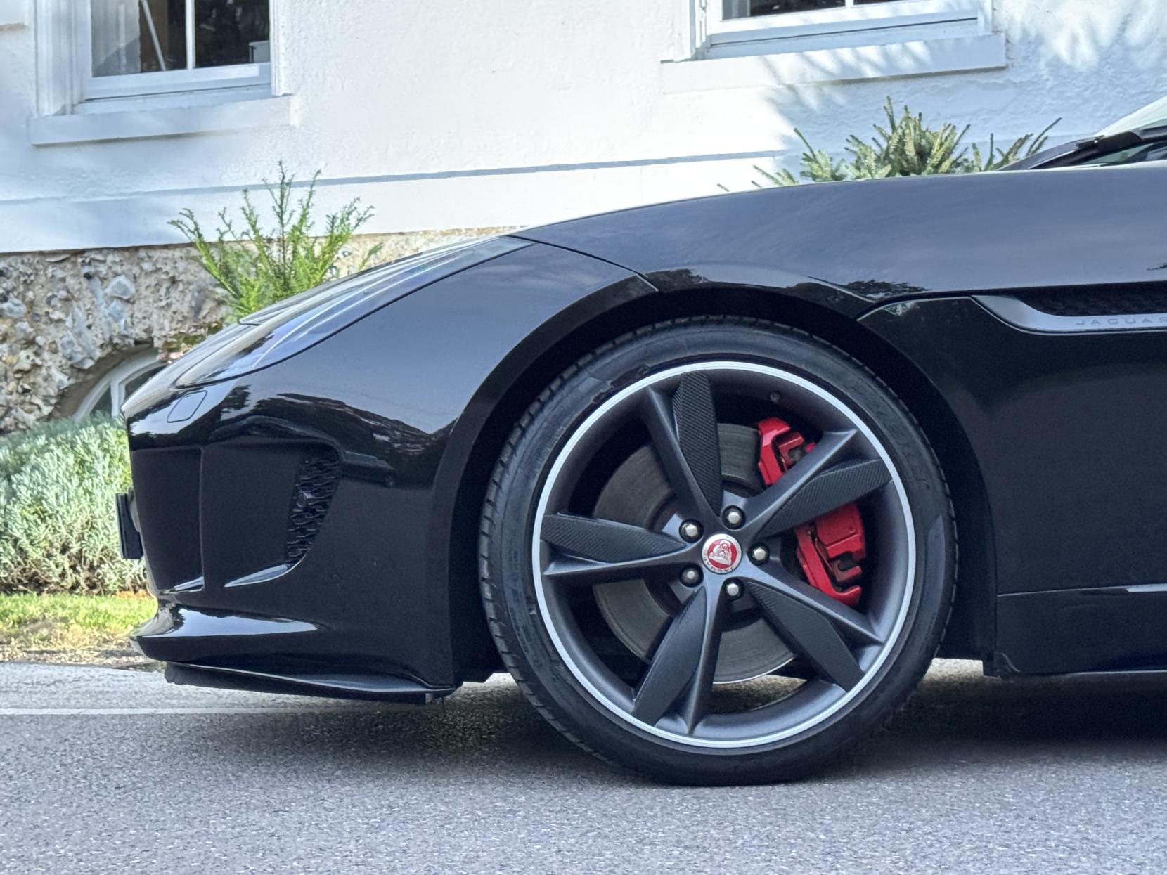Jaguar F-Type 5.0 V8 R Convertible 2dr Petrol Auto AWD Euro 6 (s/s) (550 ps)