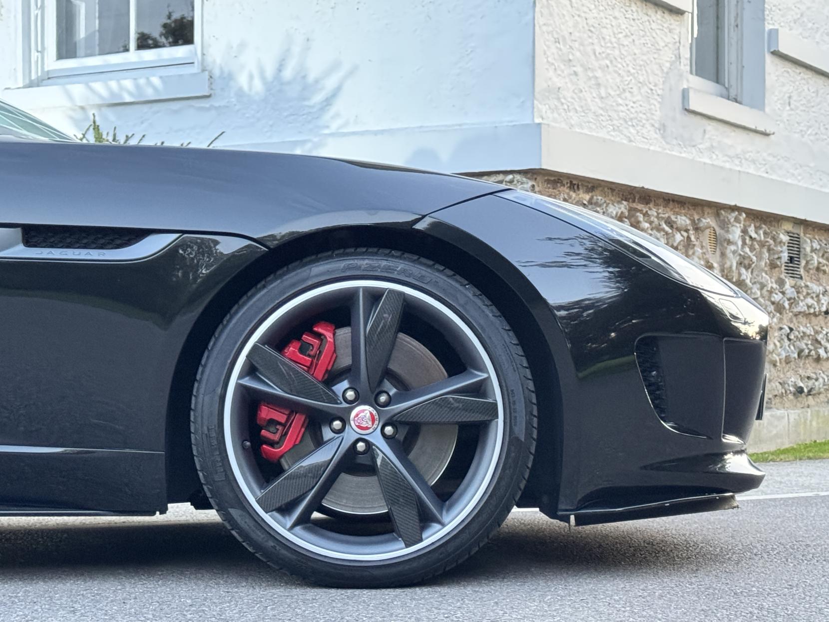 Jaguar F-Type 5.0 V8 R Convertible 2dr Petrol Auto AWD Euro 6 (s/s) (550 ps)