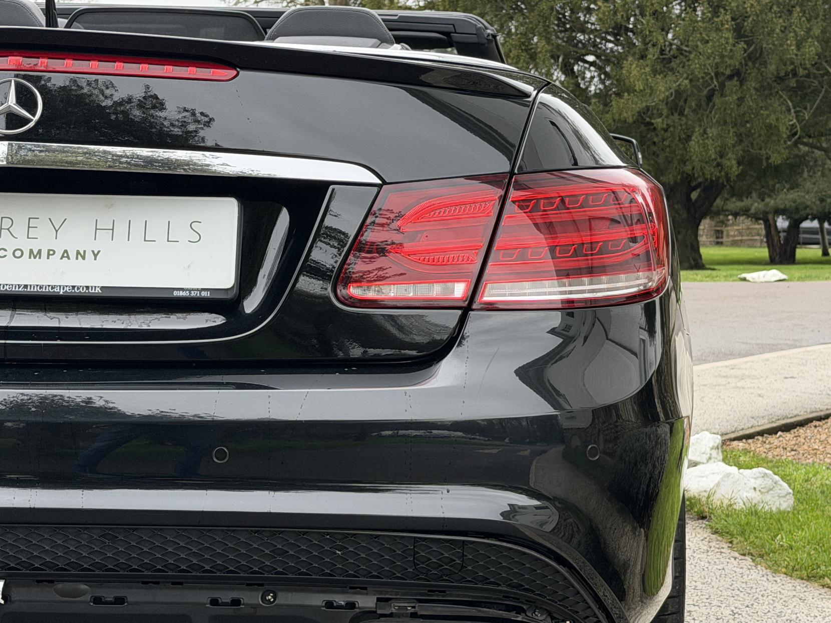 Mercedes-Benz E Class 2.1 E220 BlueTEC AMG Line Cabriolet 2dr Diesel G-Tronic+ Euro 6 (s/s) (177 ps)