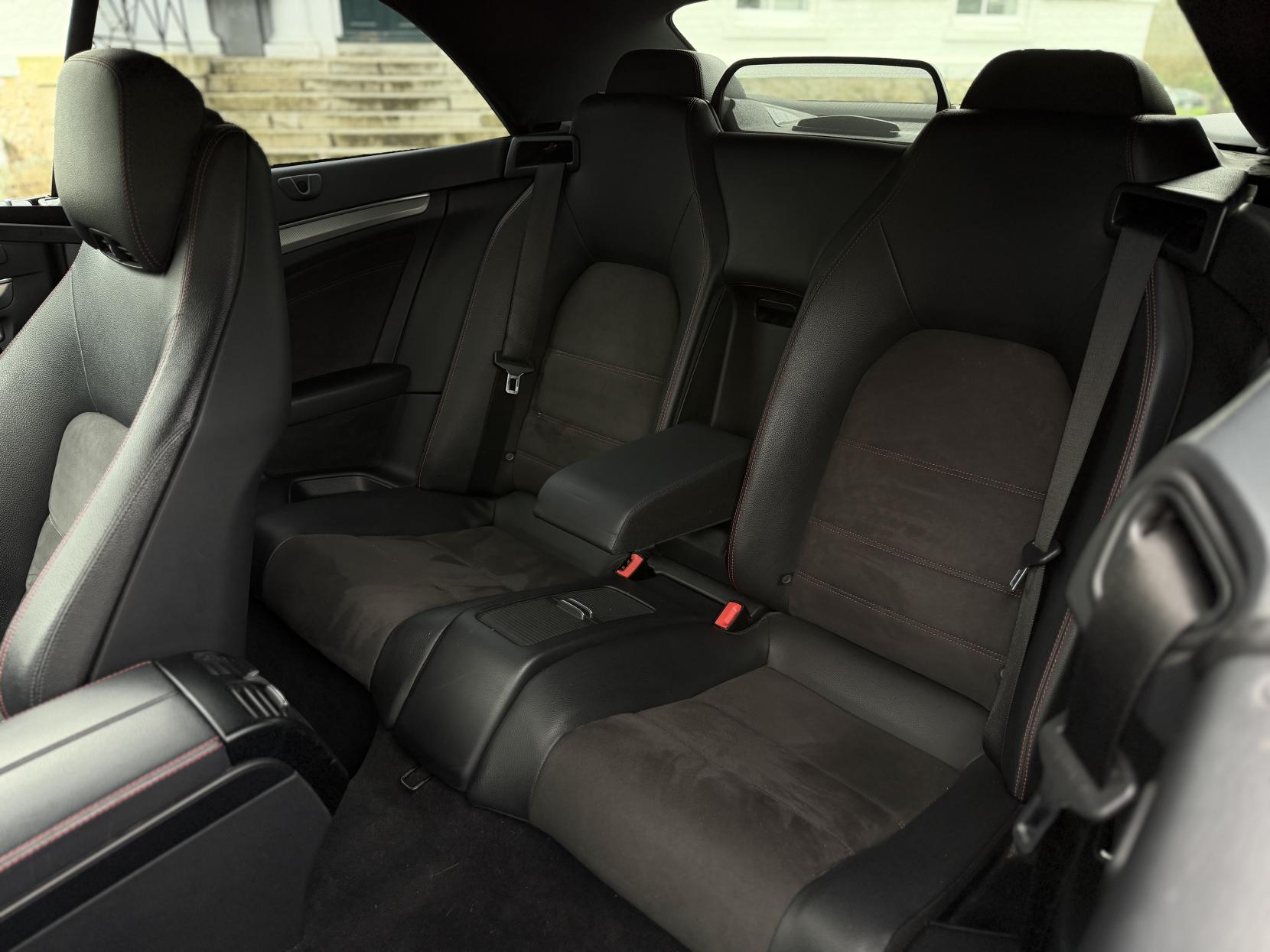 Mercedes-Benz E Class 2.1 E220 BlueTEC AMG Line Cabriolet 2dr Diesel G-Tronic+ Euro 6 (s/s) (177 ps)