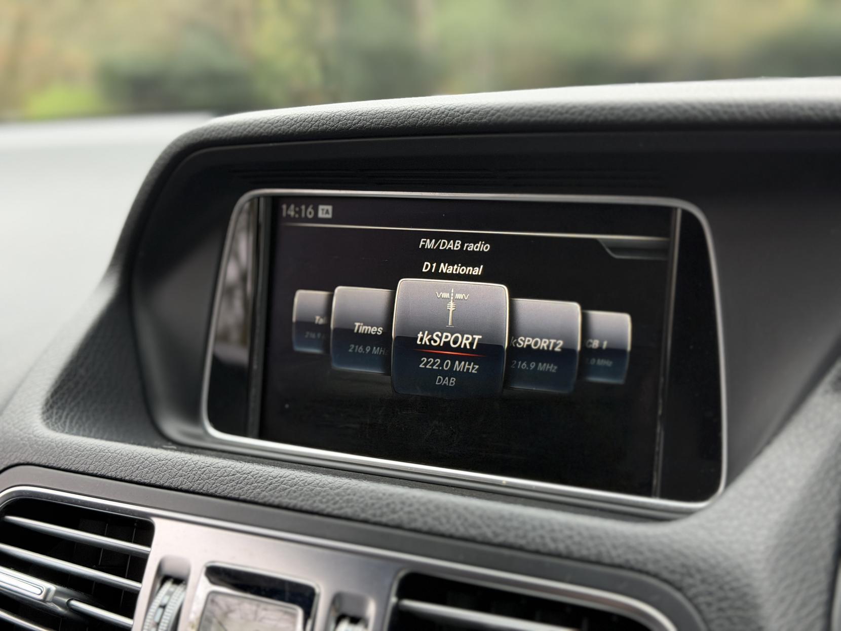 Mercedes-Benz E Class 2.1 E220 BlueTEC AMG Line Cabriolet 2dr Diesel G-Tronic+ Euro 6 (s/s) (177 ps)