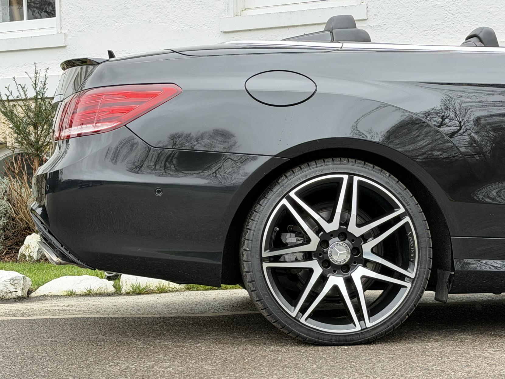 Mercedes-Benz E Class 2.1 E220 BlueTEC AMG Line Cabriolet 2dr Diesel G-Tronic+ Euro 6 (s/s) (177 ps)