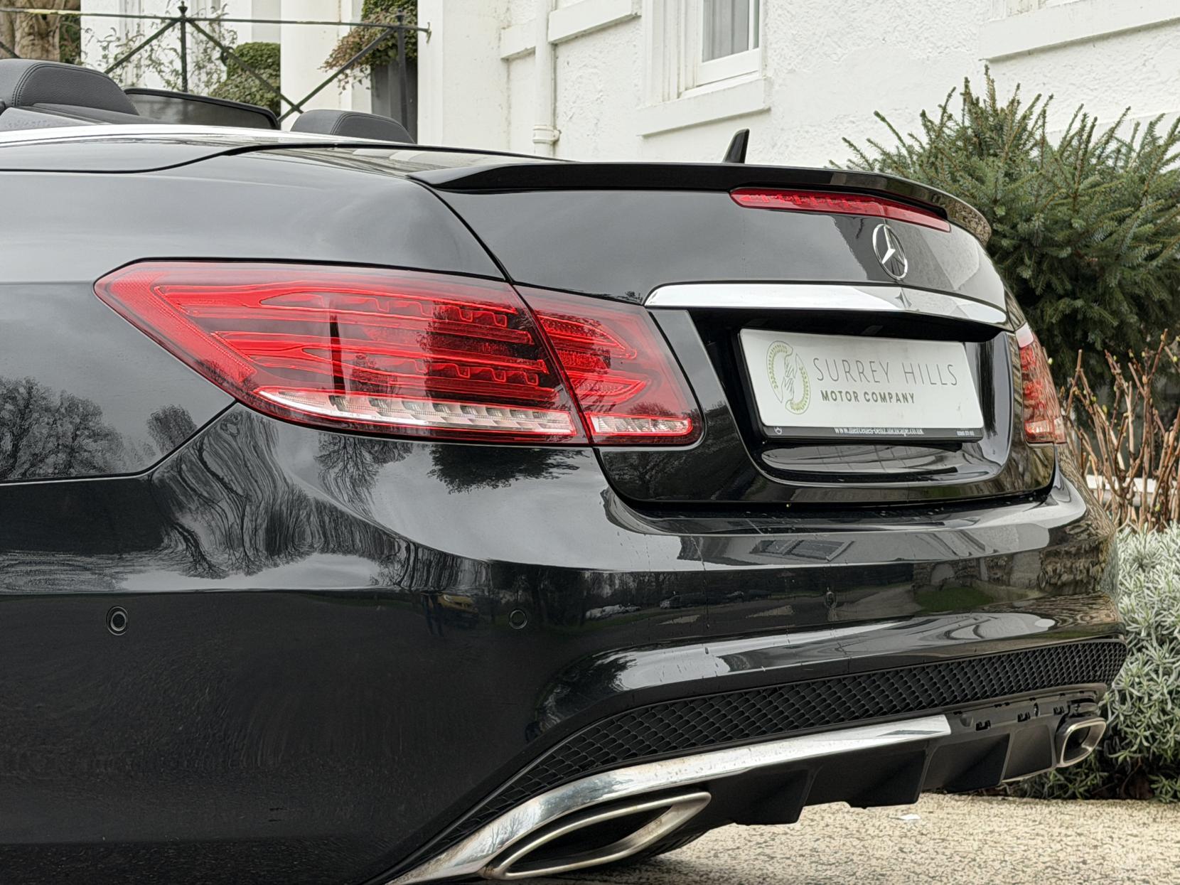 Mercedes-Benz E Class 2.1 E220 BlueTEC AMG Line Cabriolet 2dr Diesel G-Tronic+ Euro 6 (s/s) (177 ps)