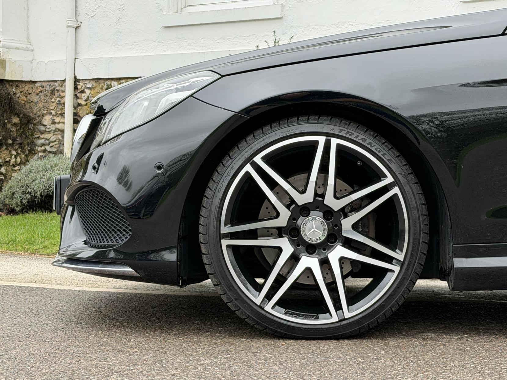 Mercedes-Benz E Class 2.1 E220 BlueTEC AMG Line Cabriolet 2dr Diesel G-Tronic+ Euro 6 (s/s) (177 ps)