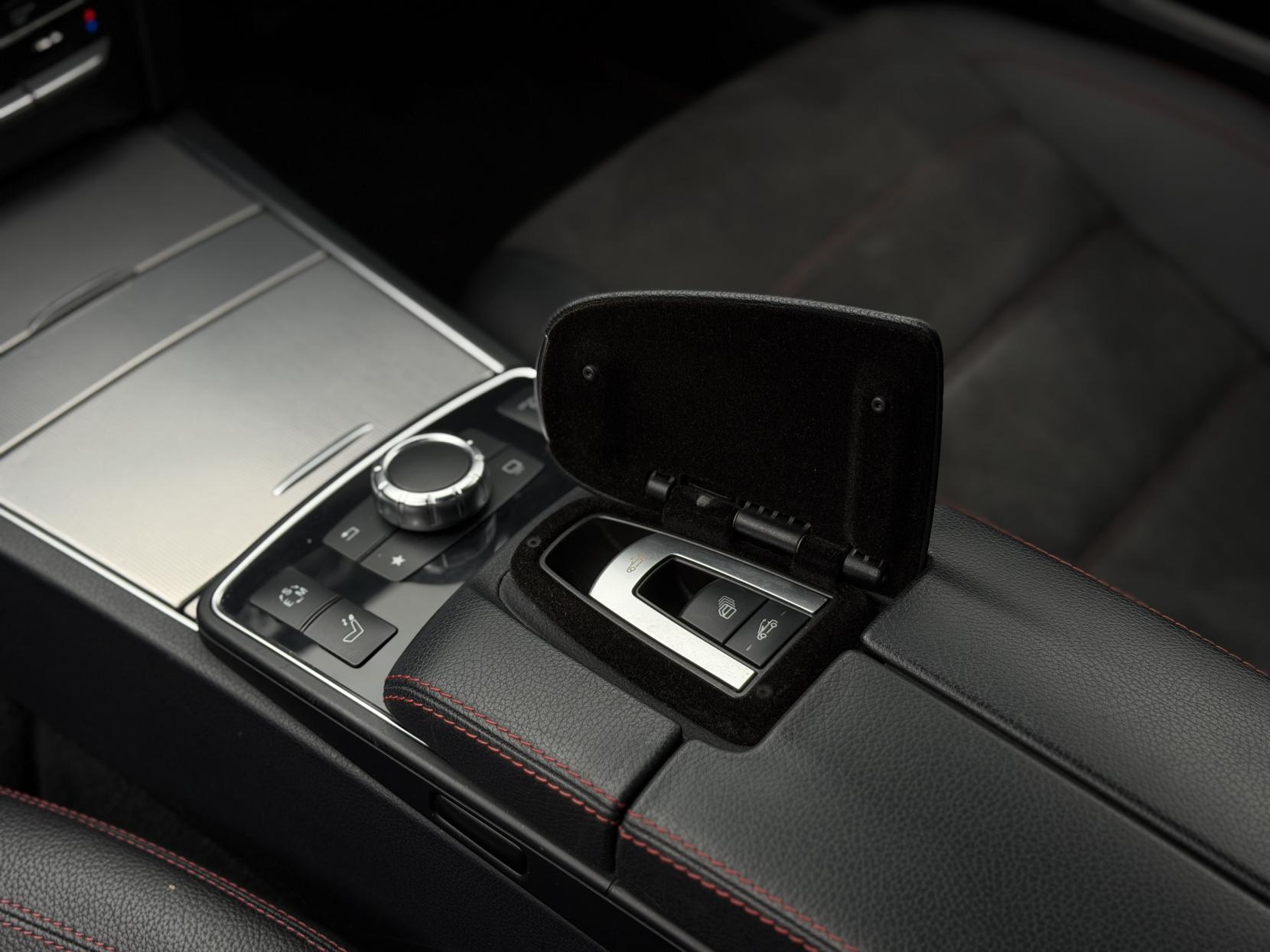 Mercedes-Benz E Class 2.1 E220 BlueTEC AMG Line Cabriolet 2dr Diesel G-Tronic+ Euro 6 (s/s) (177 ps)