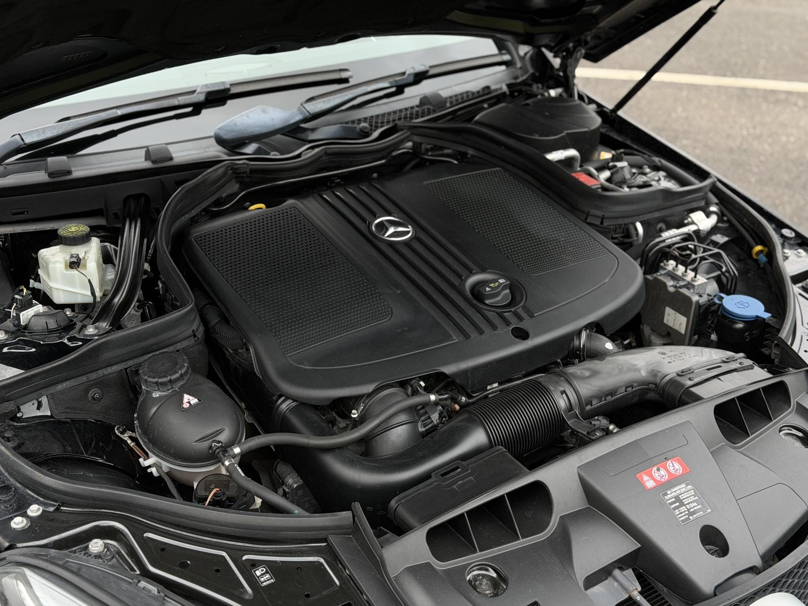 Mercedes-Benz E Class 2.1 E220 BlueTEC AMG Line Cabriolet 2dr Diesel G-Tronic+ Euro 6 (s/s) (177 ps)