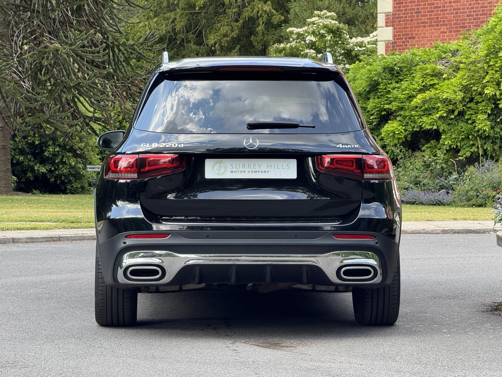 Mercedes-Benz GLB 2.0 GLB220d AMG Line (Premium) SUV 5dr Diesel 8G-DCT 4MATIC Euro 6 (s/s) (190 ps)
