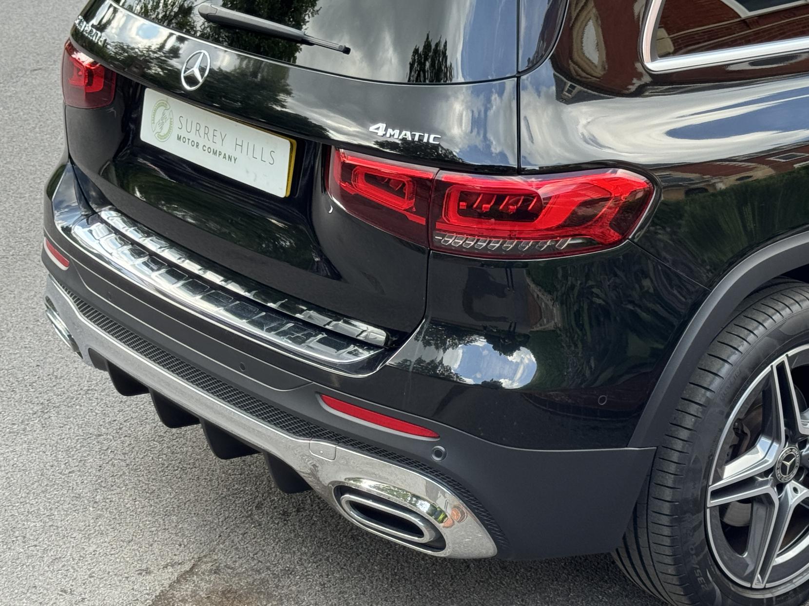 Mercedes-Benz GLB 2.0 GLB220d AMG Line (Premium) SUV 5dr Diesel 8G-DCT 4MATIC Euro 6 (s/s) (190 ps)