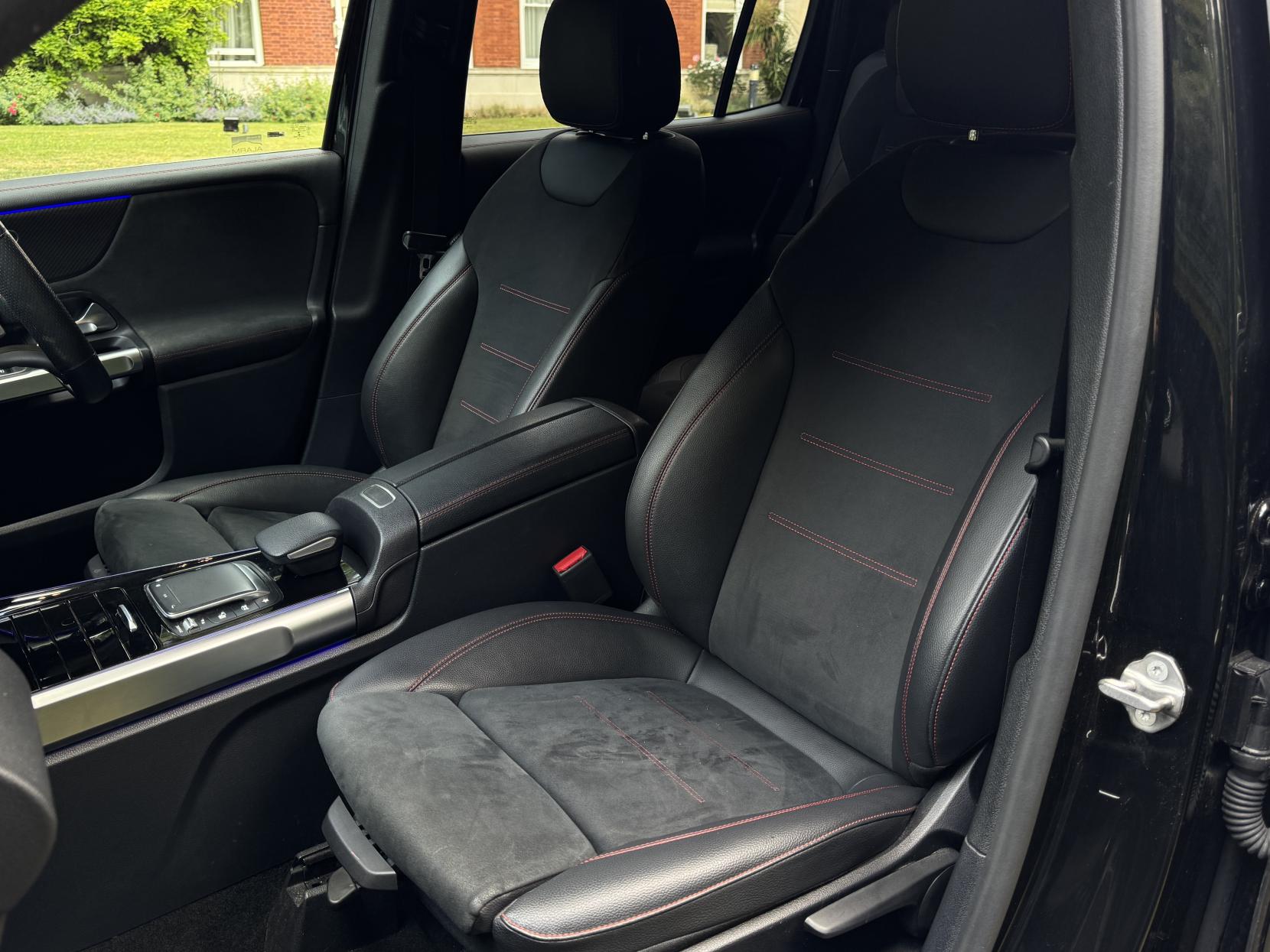 Mercedes-Benz GLB 2.0 GLB220d AMG Line (Premium) SUV 5dr Diesel 8G-DCT 4MATIC Euro 6 (s/s) (190 ps)