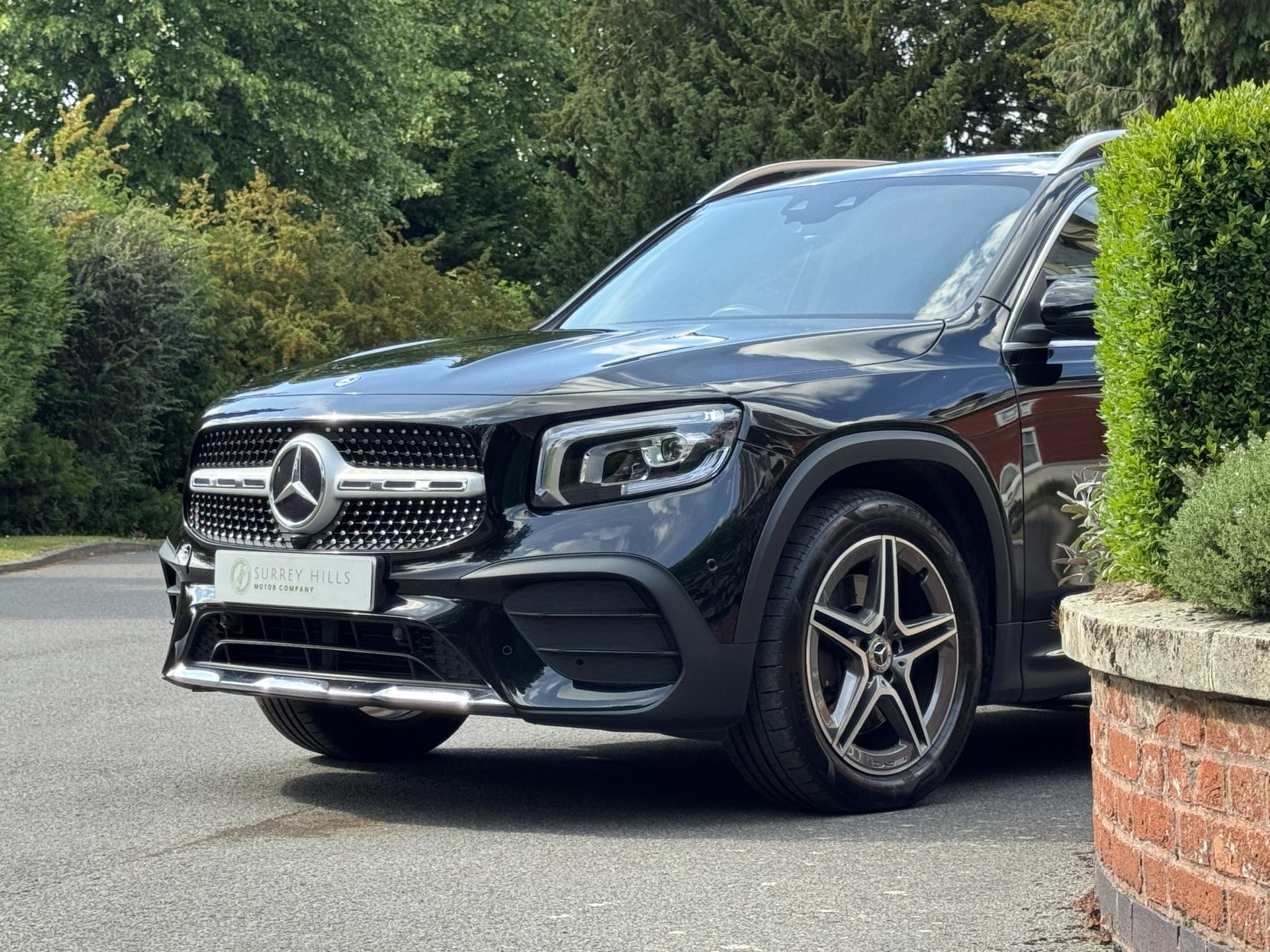 Mercedes-Benz GLB 2.0 GLB220d AMG Line (Premium) SUV 5dr Diesel 8G-DCT 4MATIC Euro 6 (s/s) (190 ps)